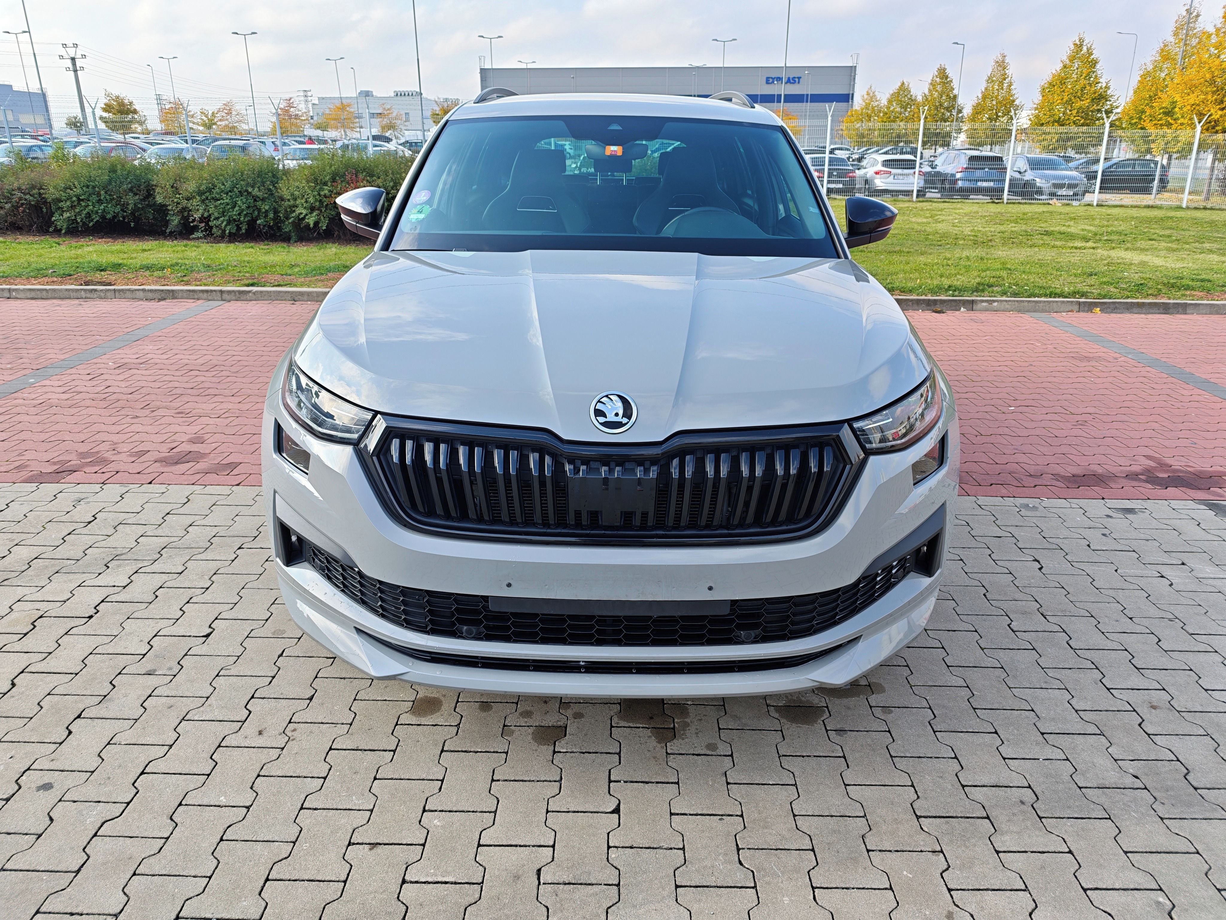 Škoda Kodiaq, Sportline, 7 míst, tažné - fotka 2