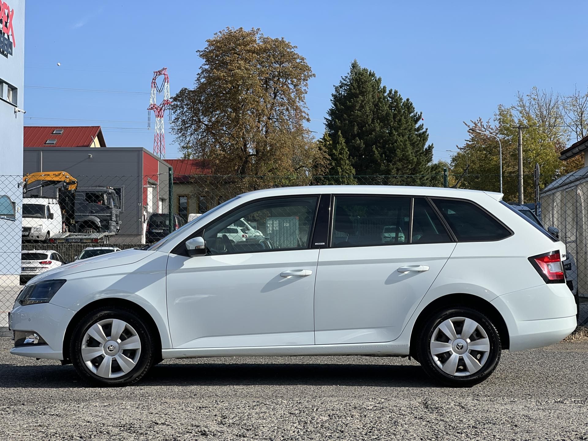 Škoda Fabia, JOY 1.0MPi 55kw TEMPOMAT KLIMA - fotka 4