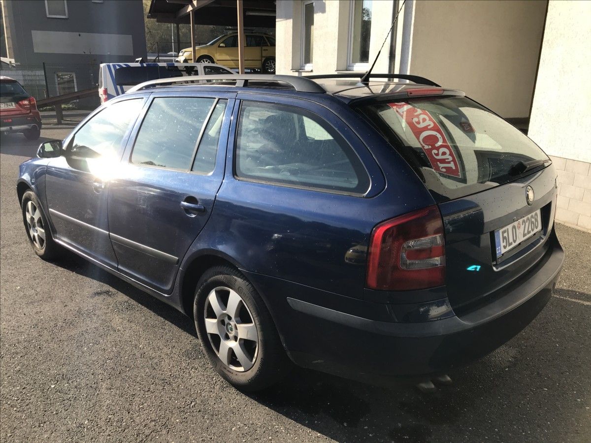 Škoda Octavia, 2,0 TDi 103kW Combi - fotka 5
