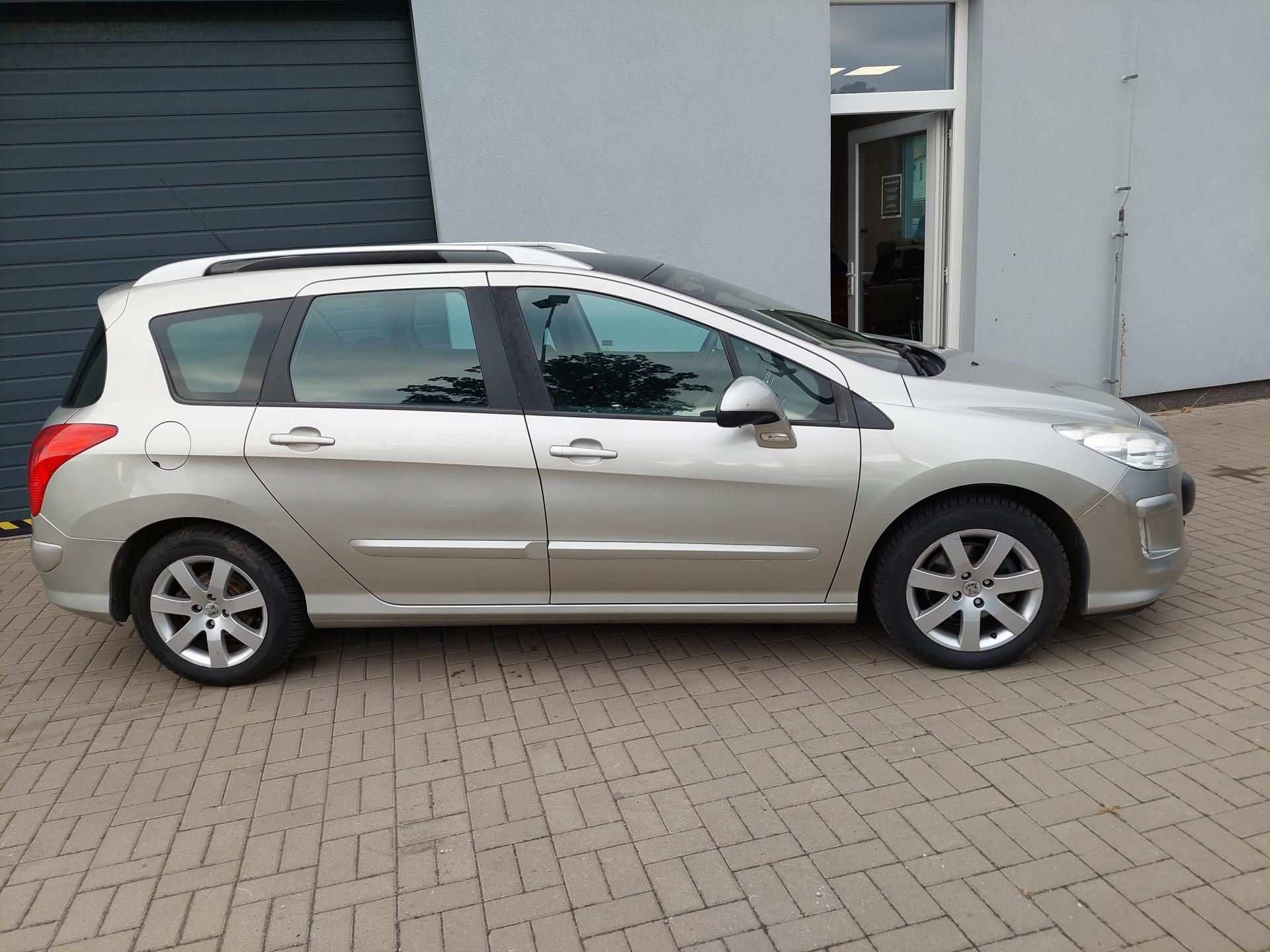 Peugeot 308, SW 1.6-88kW - fotka 4