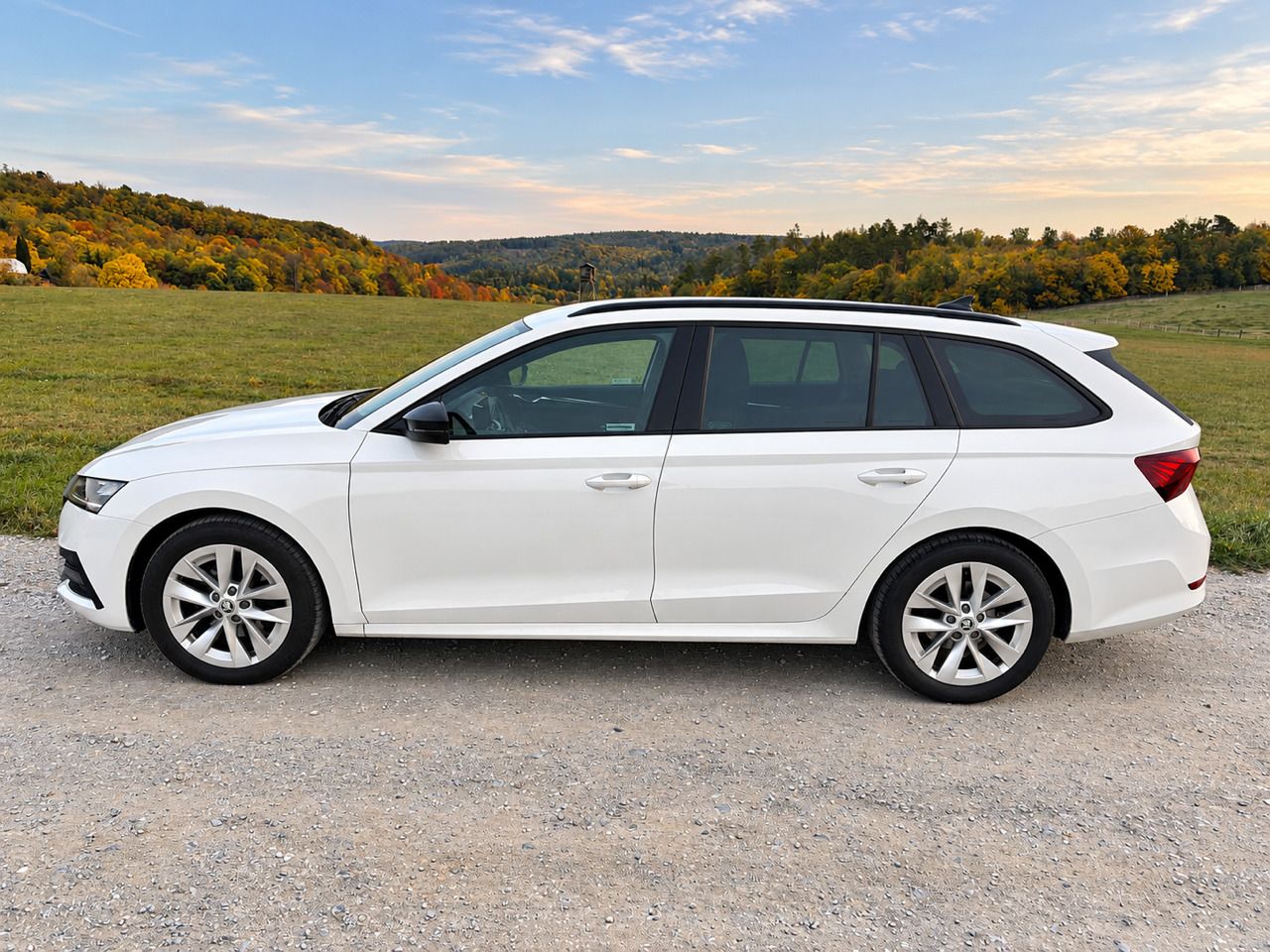 Škoda Octavia, 2.0TDI STYLE+ NEZ. TOP. LED ČR - fotka 5