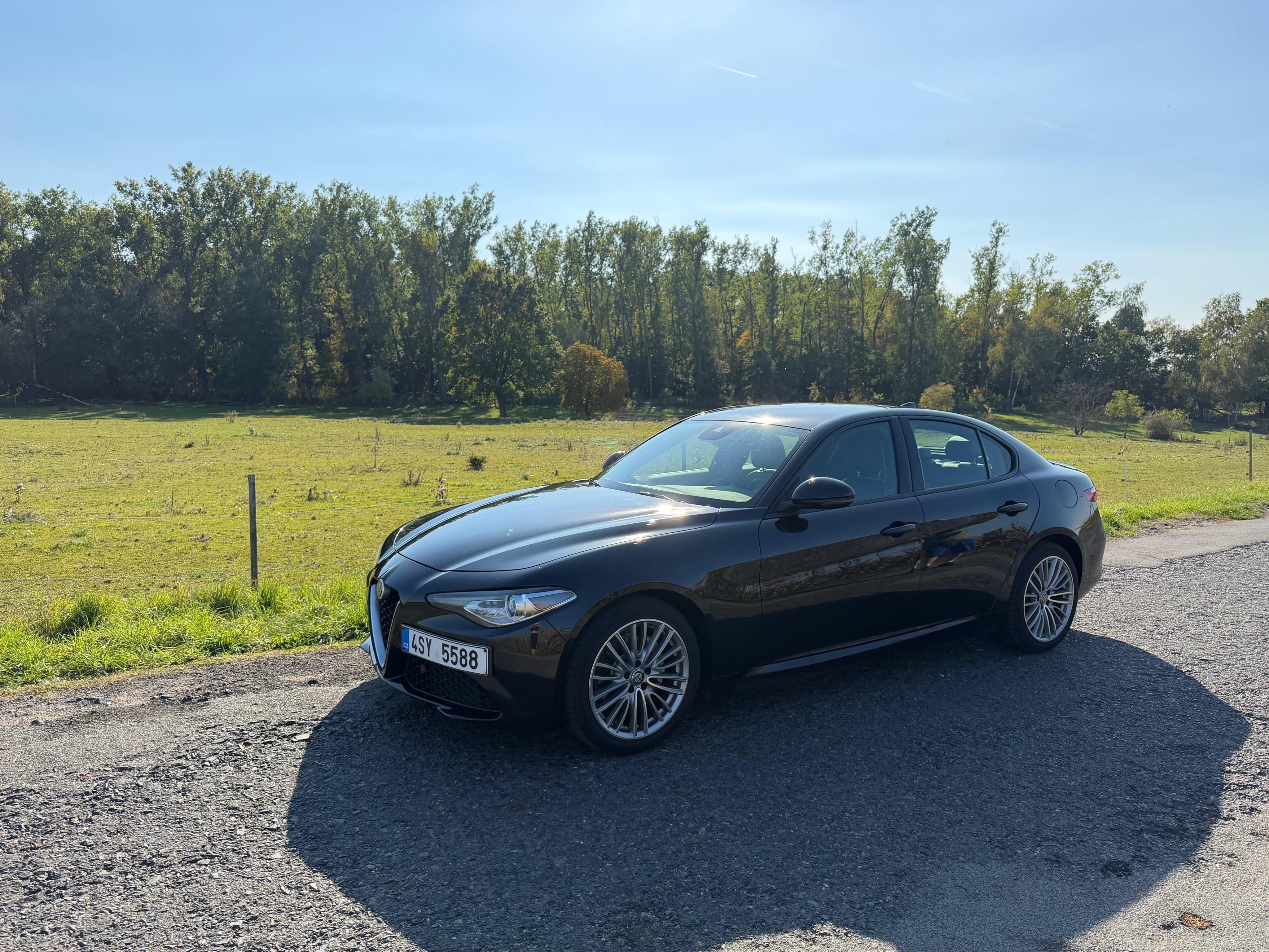 Alfa Romeo Giulia, Alfa Romeo Giulia 2.0 Turbo - fotka 2