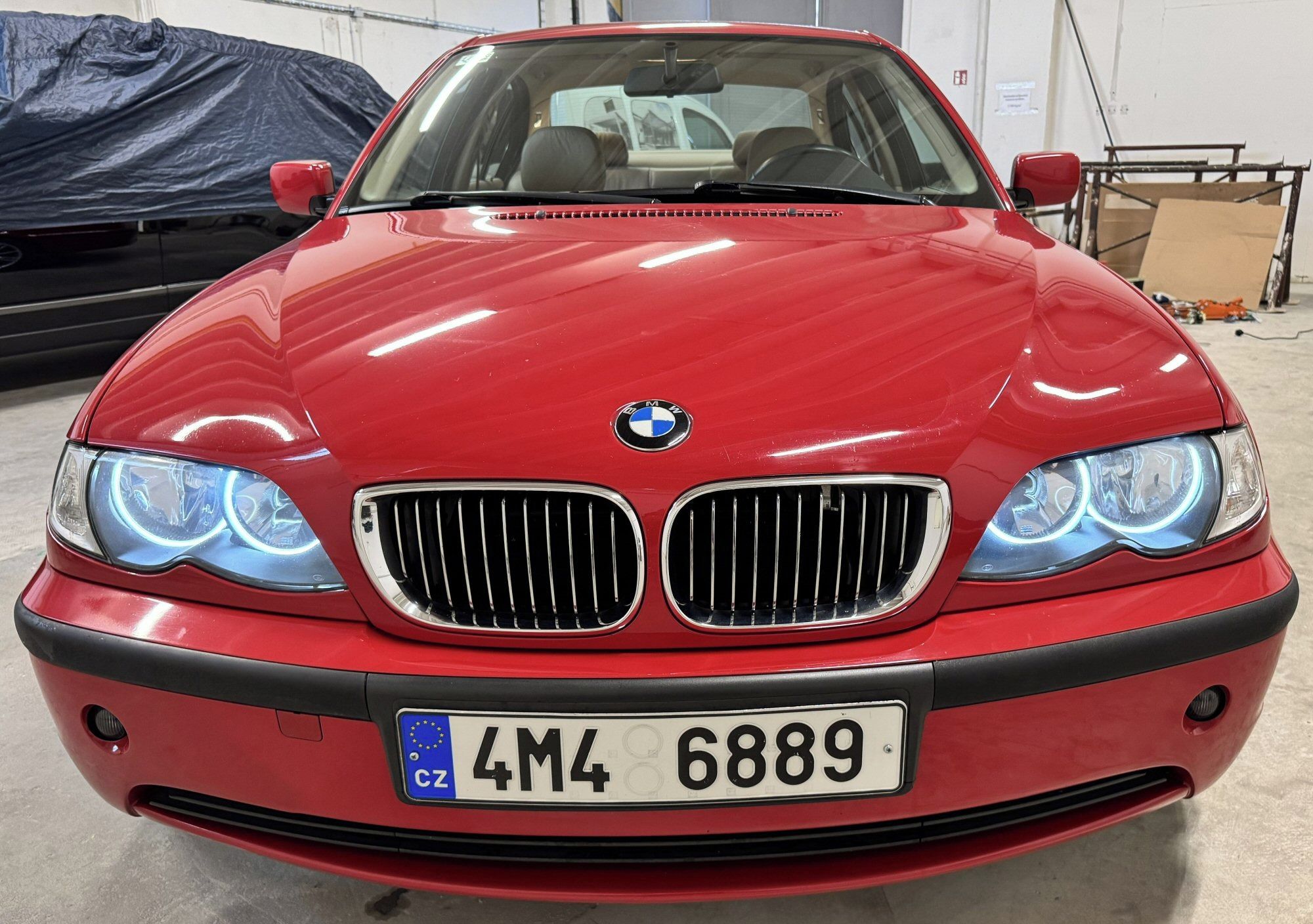 BMW Řada 3, 320i (2,2L) - šestiválec (R6) - fotka 3