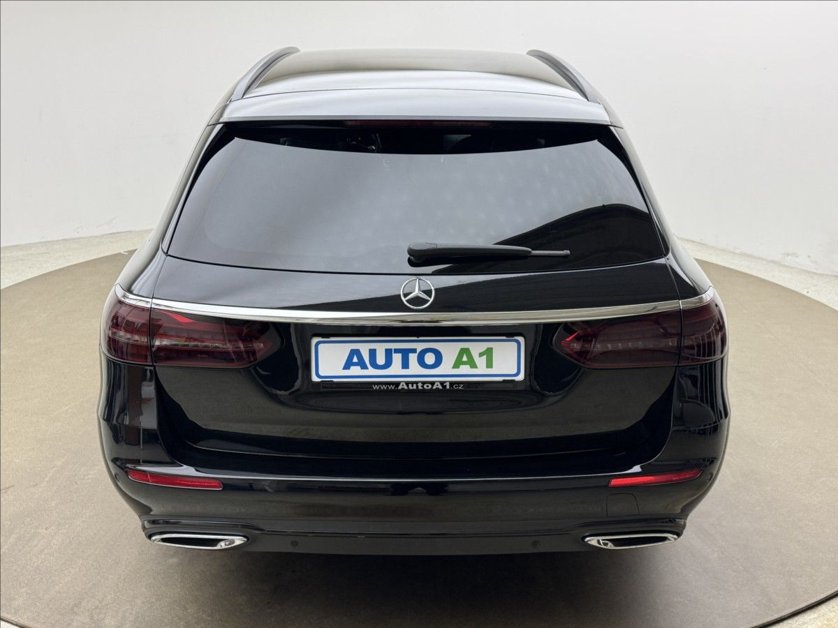 Mercedes-Benz Třídy E, 2,9 400d 4MATIC AMG LED 360° - fotka 5
