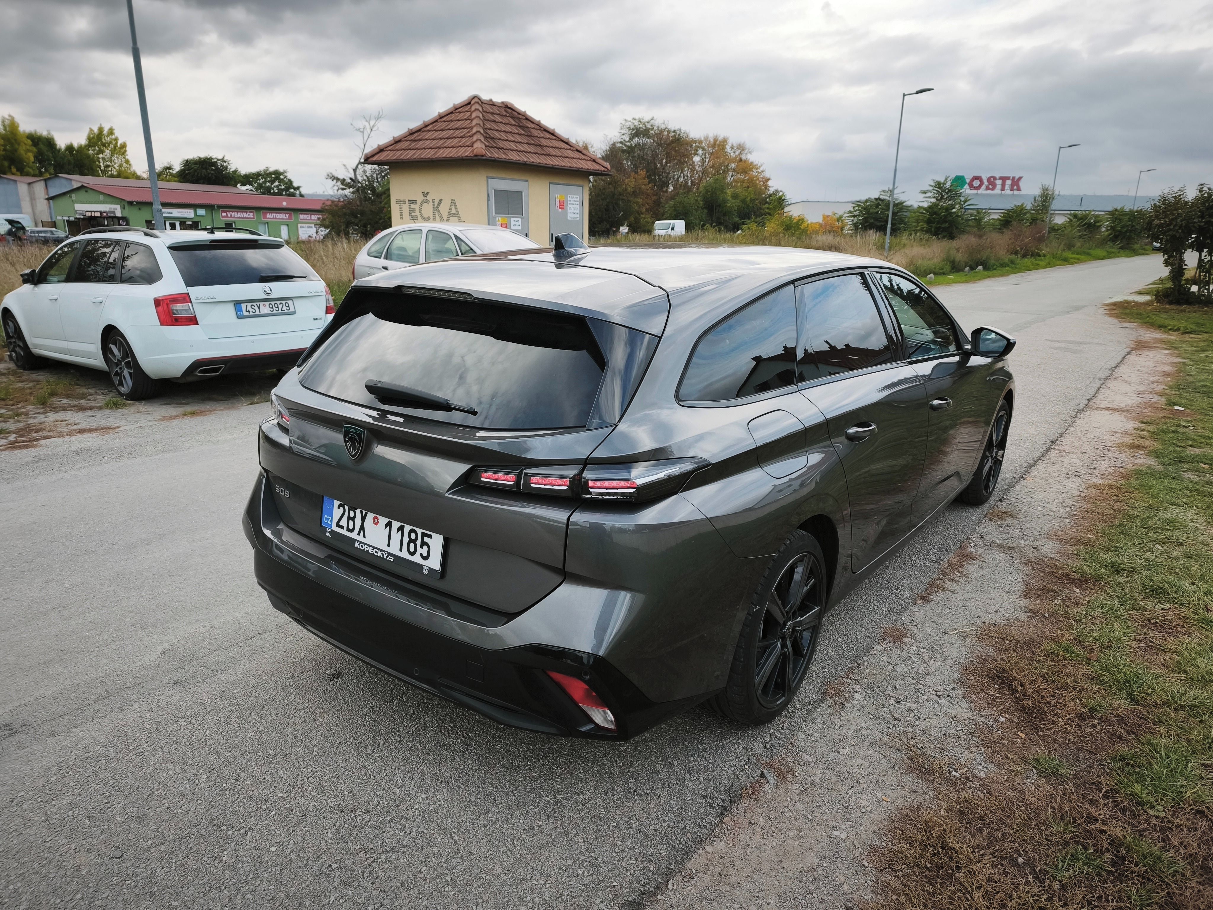 Peugeot 308, SW-1. Majitel - 35000km-záruka - fotka 6