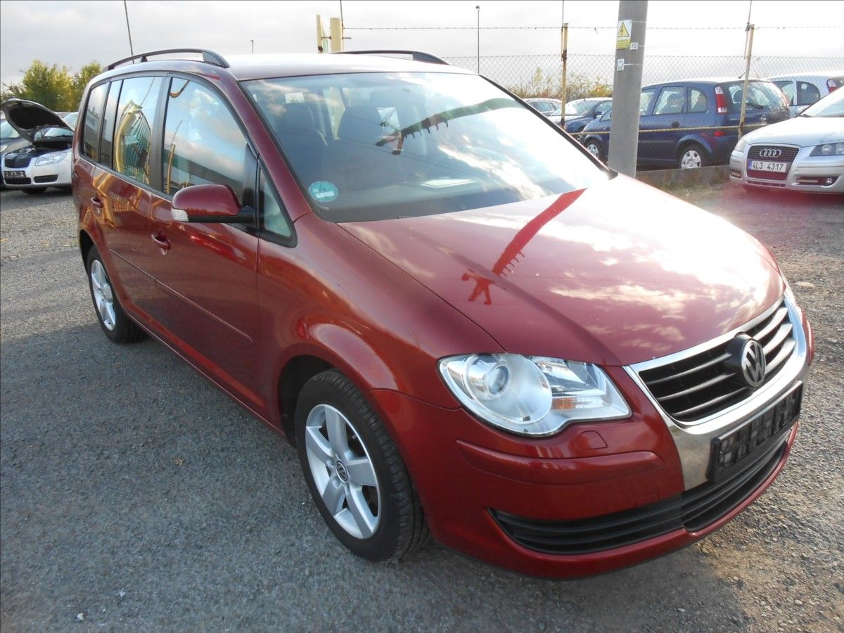 Volkswagen Touran, 1,9 TDI 77 kW Nová spojka - fotka 2