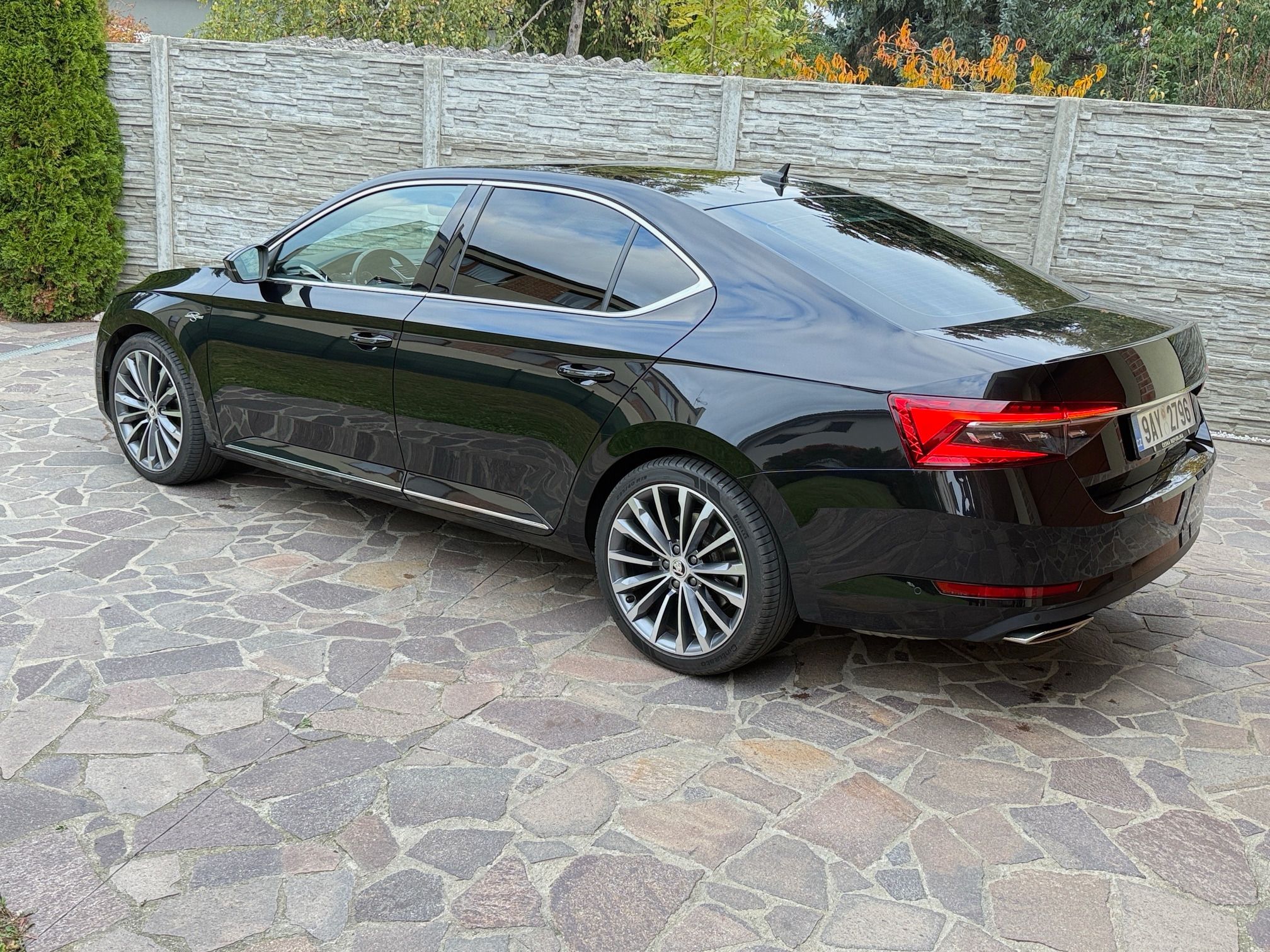 Škoda Superb, III 2.0 TSI L&K 206KW 4x4 - fotka 4