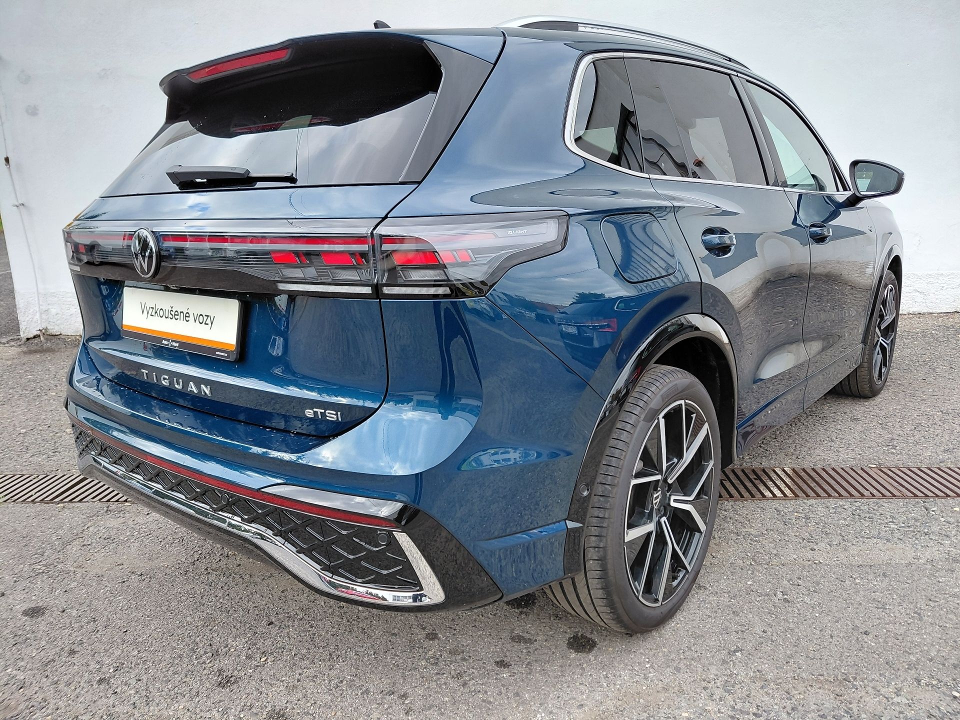 Volkswagen Tiguan, 1.5 eTSI R-LINE 110 - fotka 2