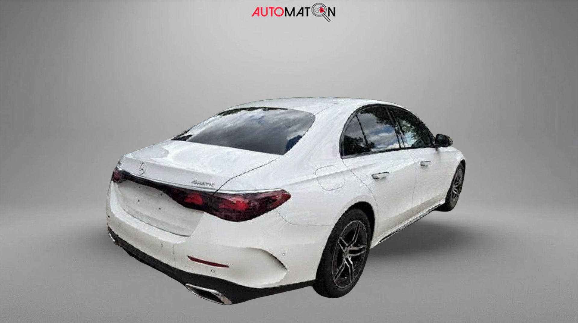 Mercedes-Benz Třídy E, 220d 4M AMG Night Distronic - fotka 4