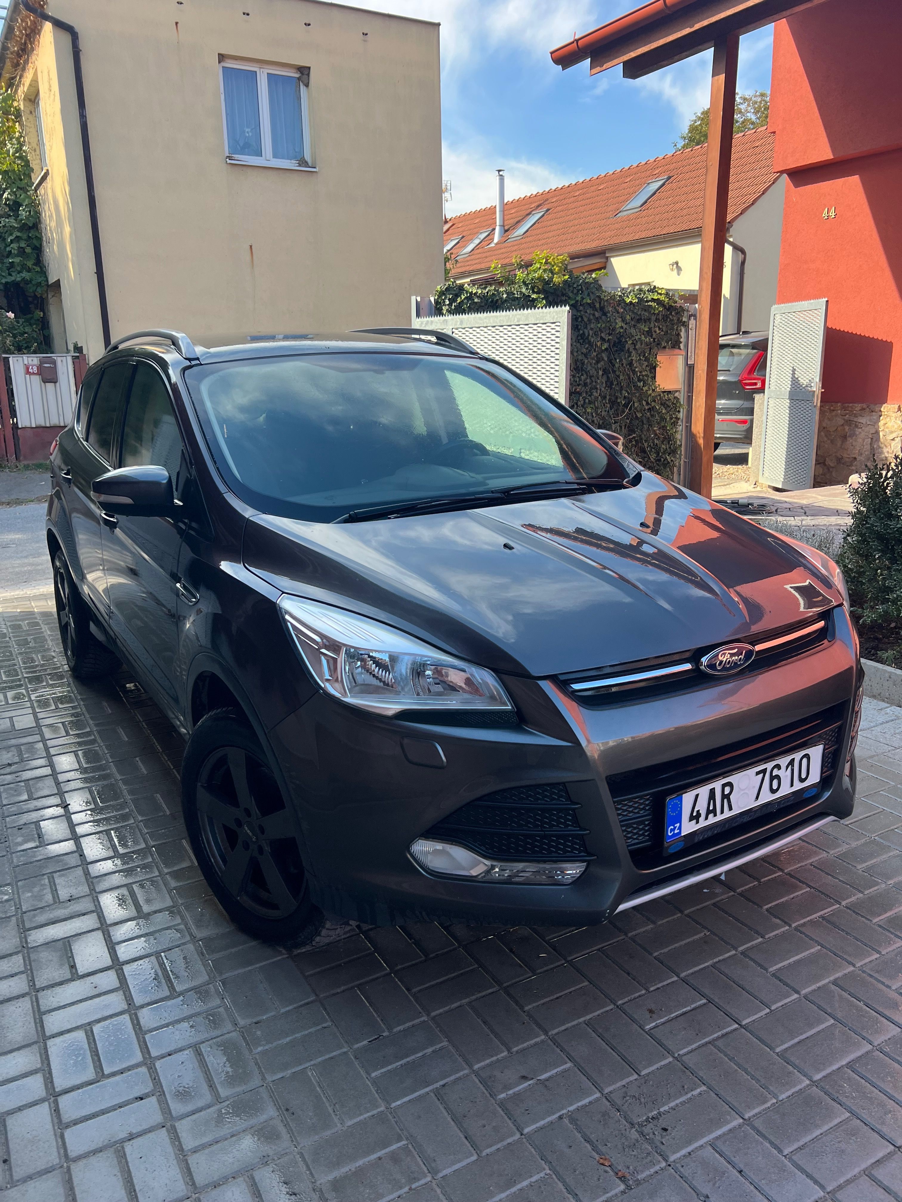 Ford Kuga, 1.5 110kW, manuál