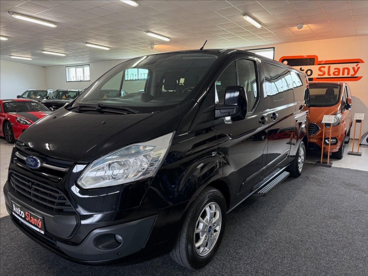 Ford Tourneo Custom, 2,2 L2,Titanium,po servisu