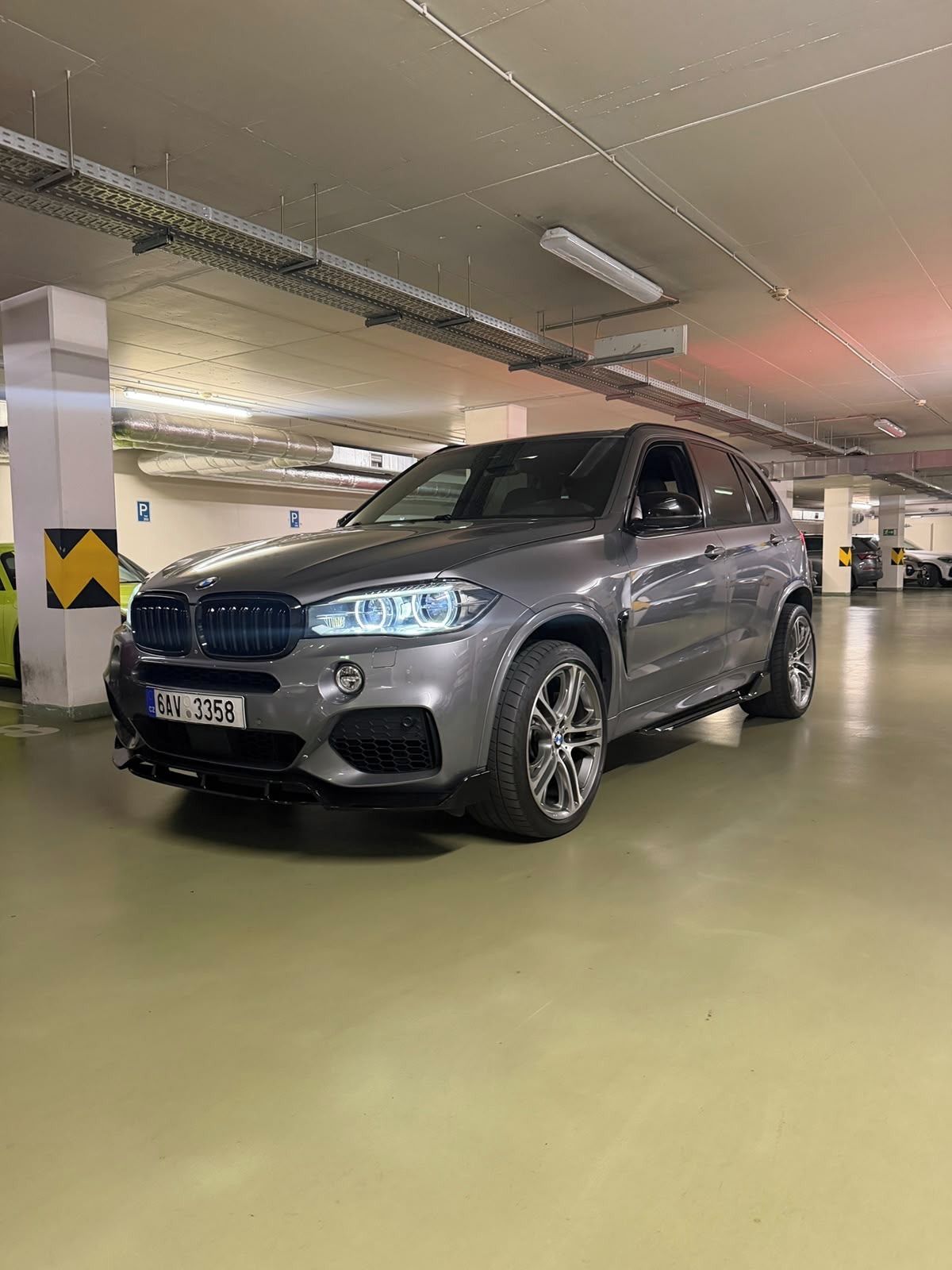 BMW X5, BMW X5 M50d