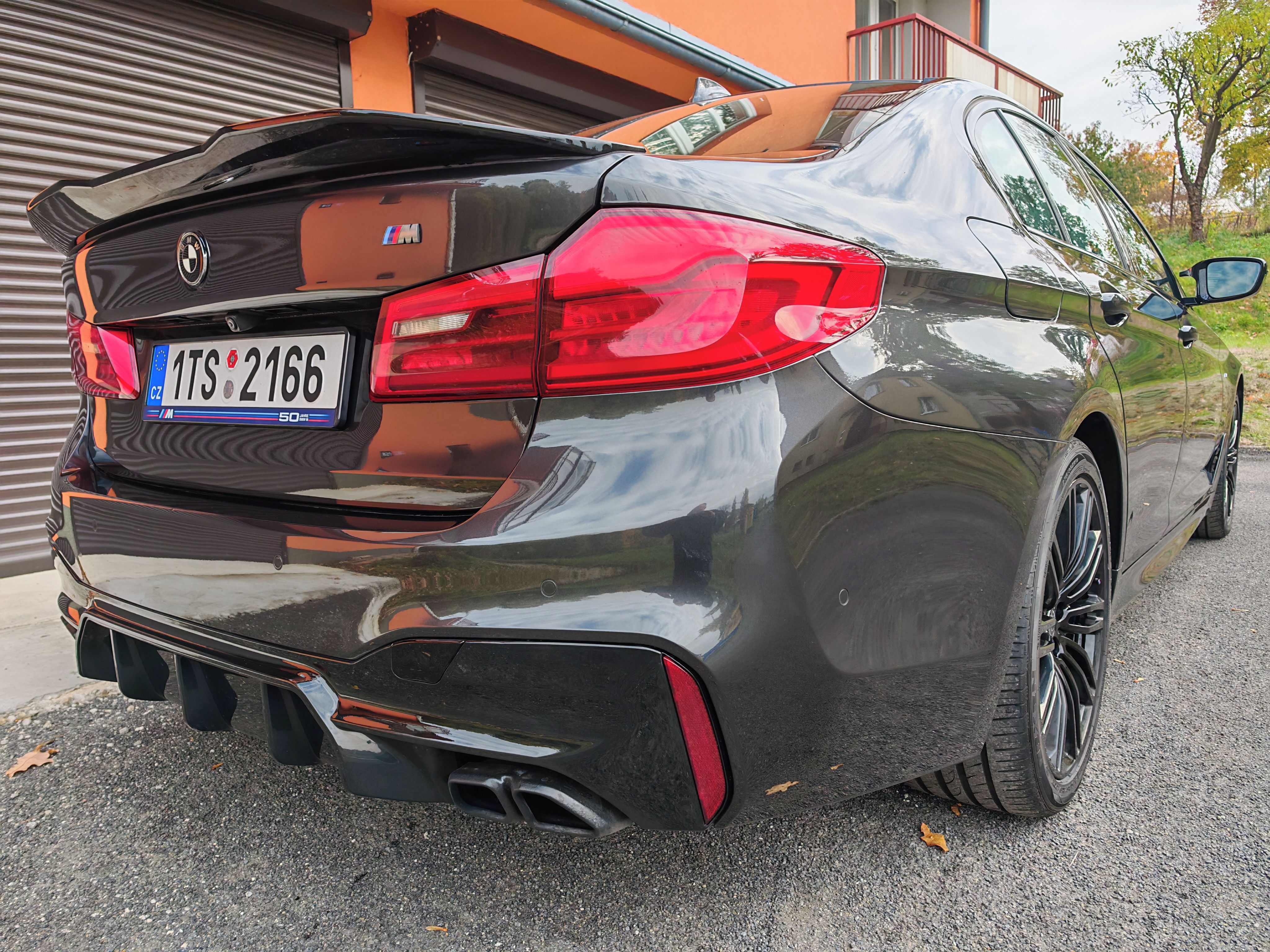 BMW Řada 5, 540d 295kW TOP stav X-drive - fotka 6