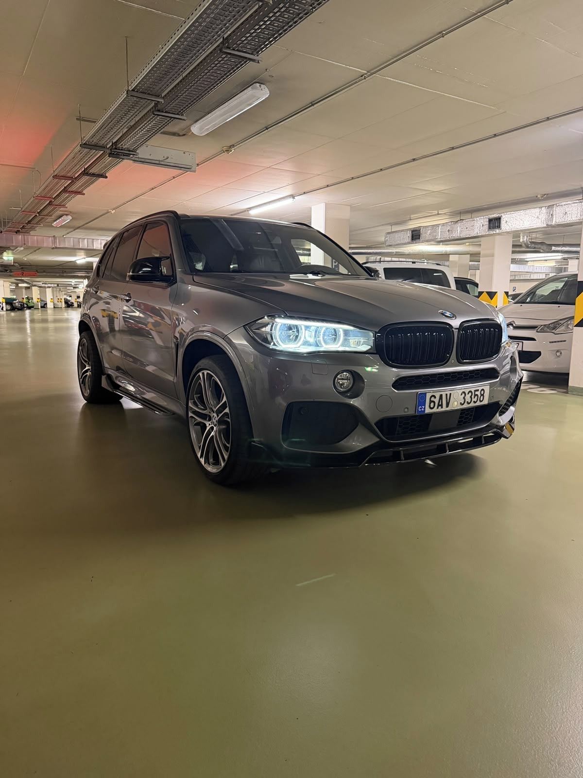BMW X5, BMW X5 M50d - fotka 4