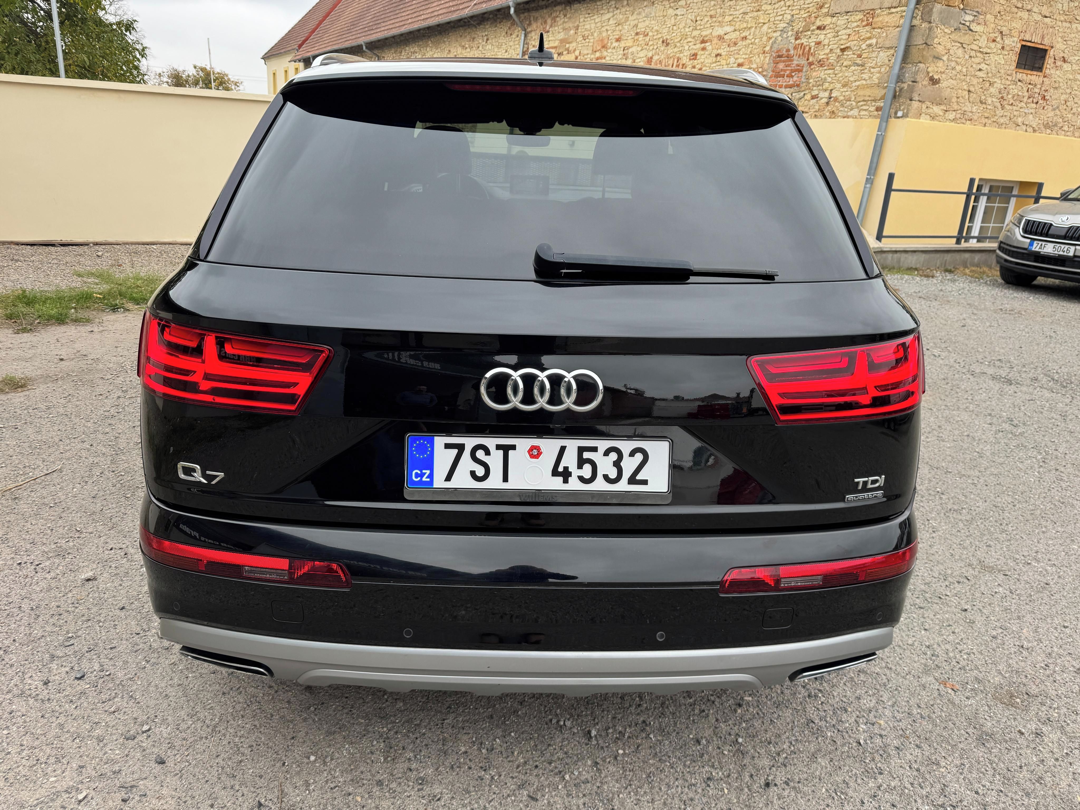 Audi Q7, 3.0 TDI 200KW Quattro S-LINE - fotka 6