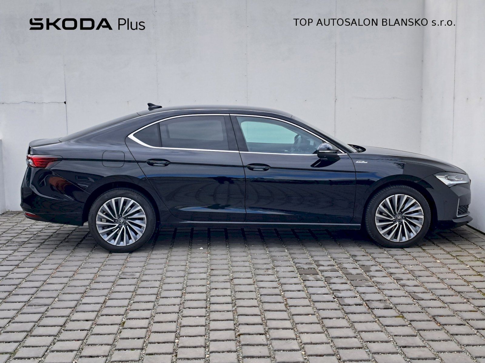 Škoda Superb, 2,0TDI 110kW DSG Laurin & Klem - fotka 3