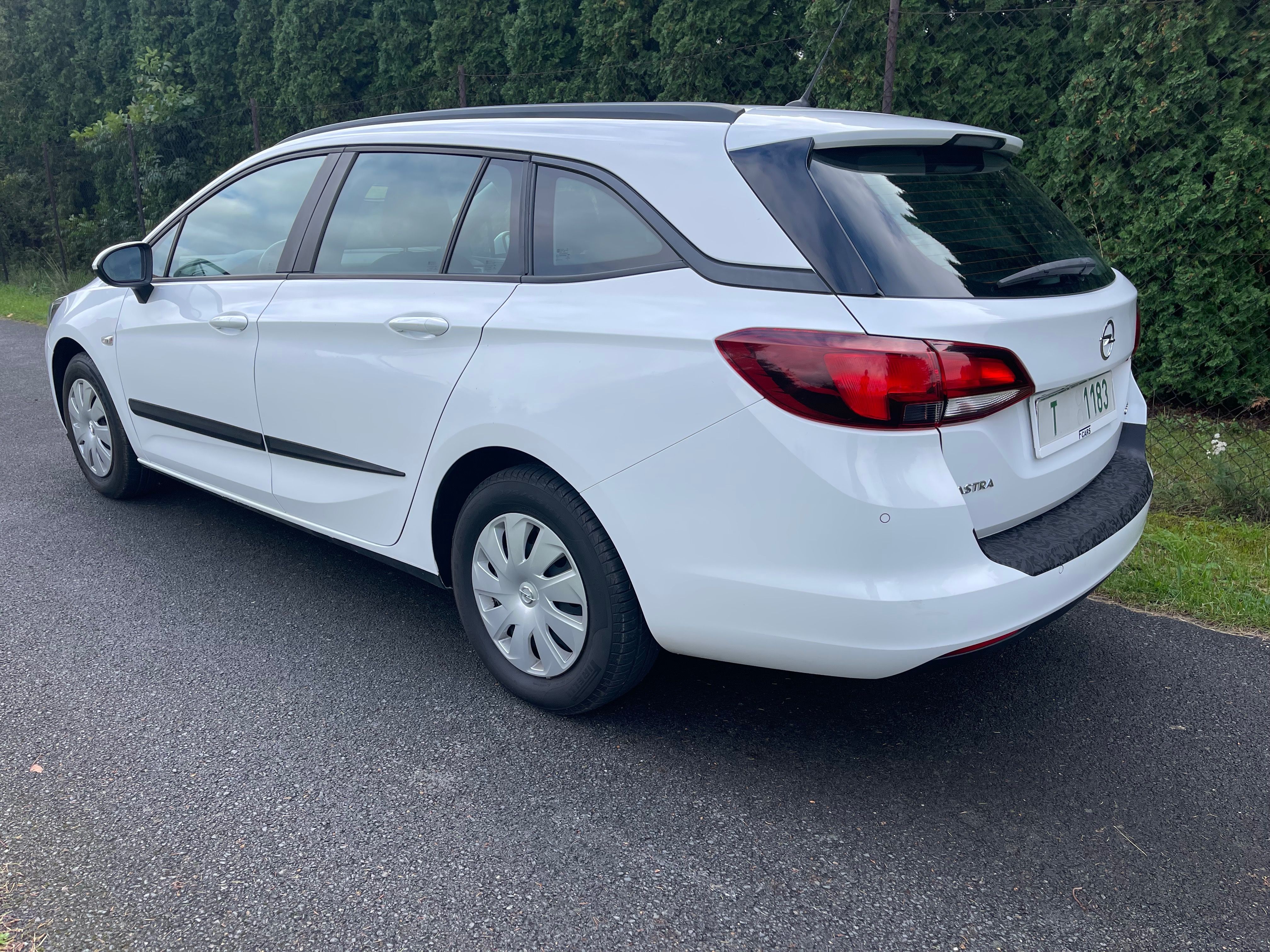 Opel Astra, K 1,0 77kW Sports Tourer - fotka 4
