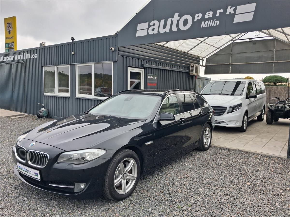 BMW Řada 5, 3,0 150kw, kůže - fotka 3