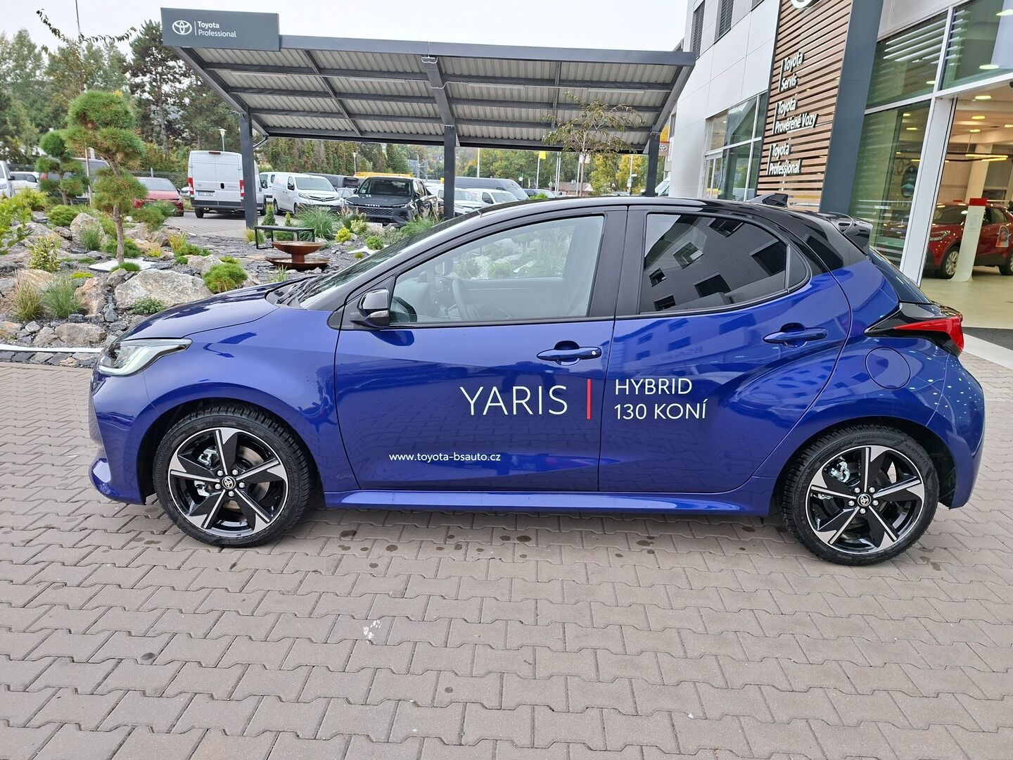 Toyota Yaris, 1.5 HEV 130K Executive - fotka 4