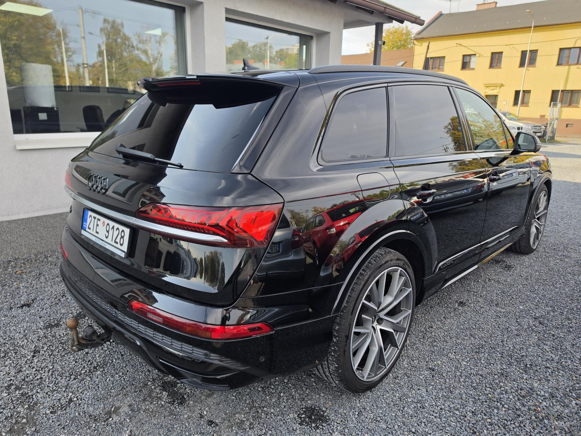 Audi Q7, 3.0 TDI S-LINE Bang&Olufsen - fotka 4