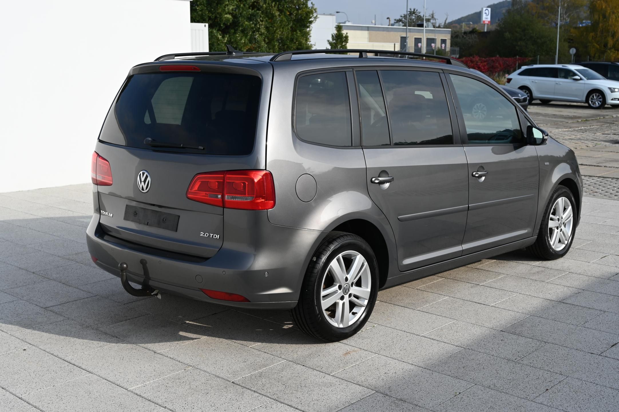 Volkswagen Touran, 2.0TDI 103KW Match 7Míst 11/12 - fotka 5