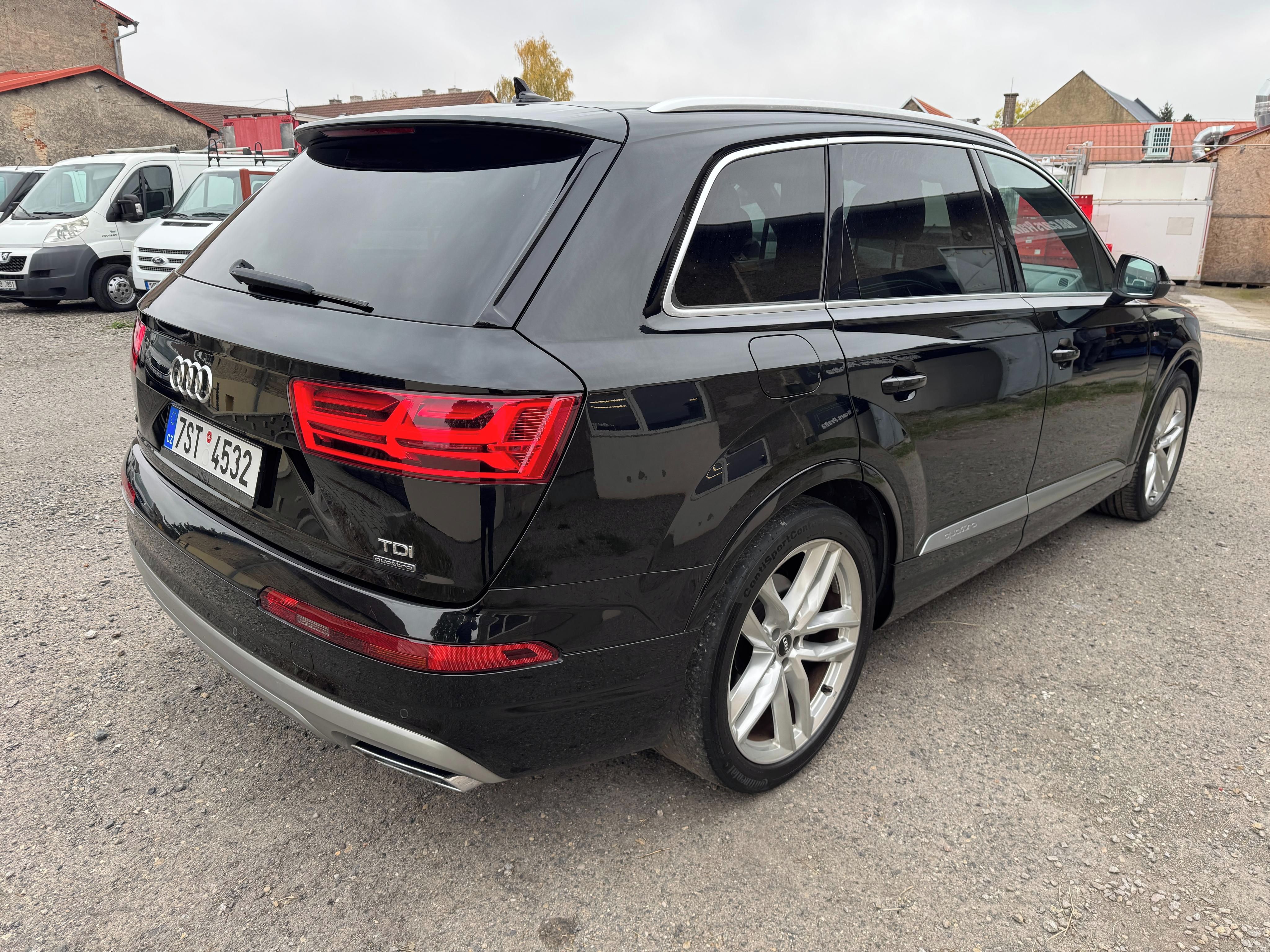 Audi Q7, 3.0 TDI 200KW Quattro S-LINE - fotka 5