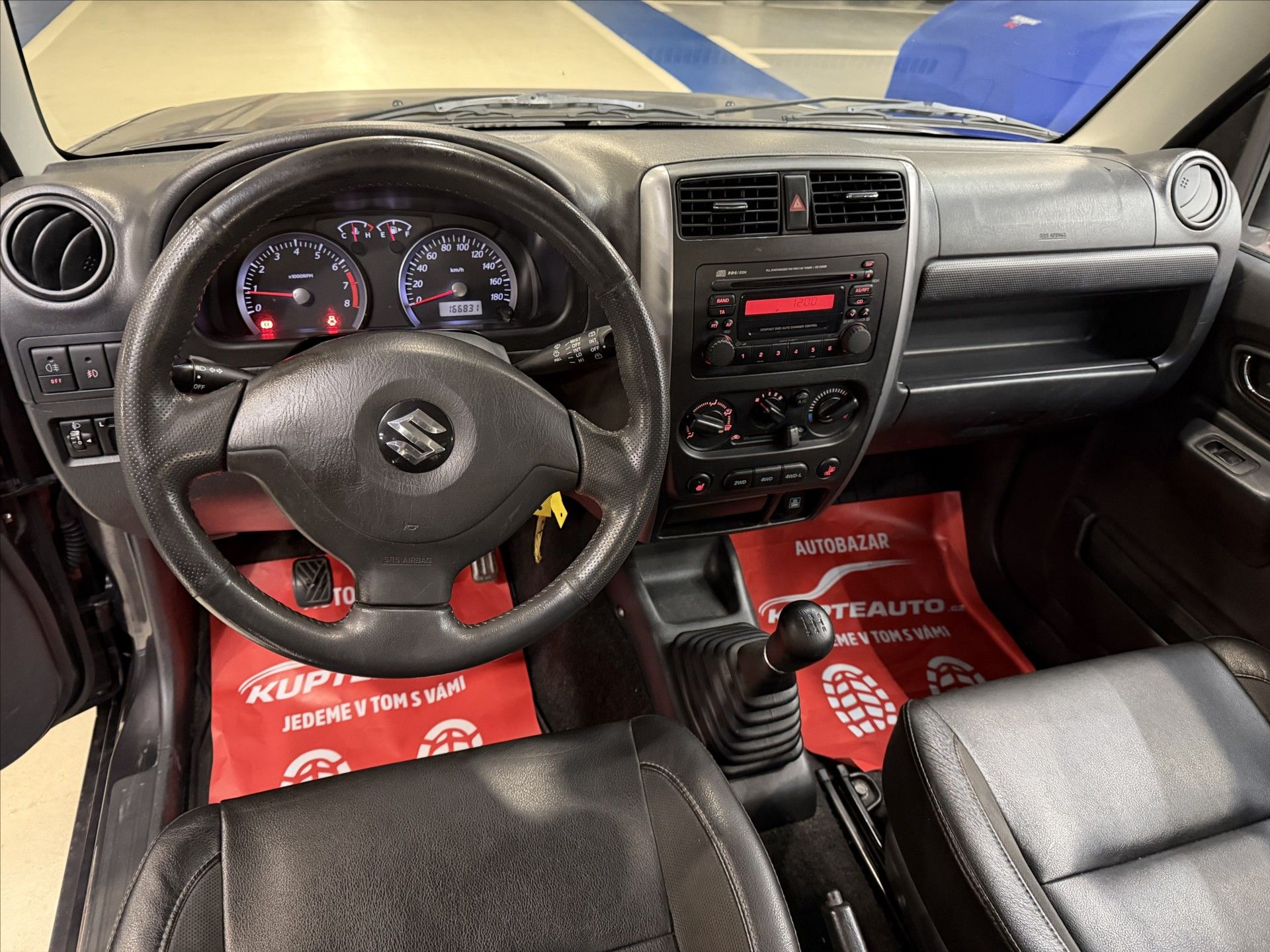 Suzuki Jimny, 1,3 i - 4X4 - KLIMA - STYLE - fotka 6