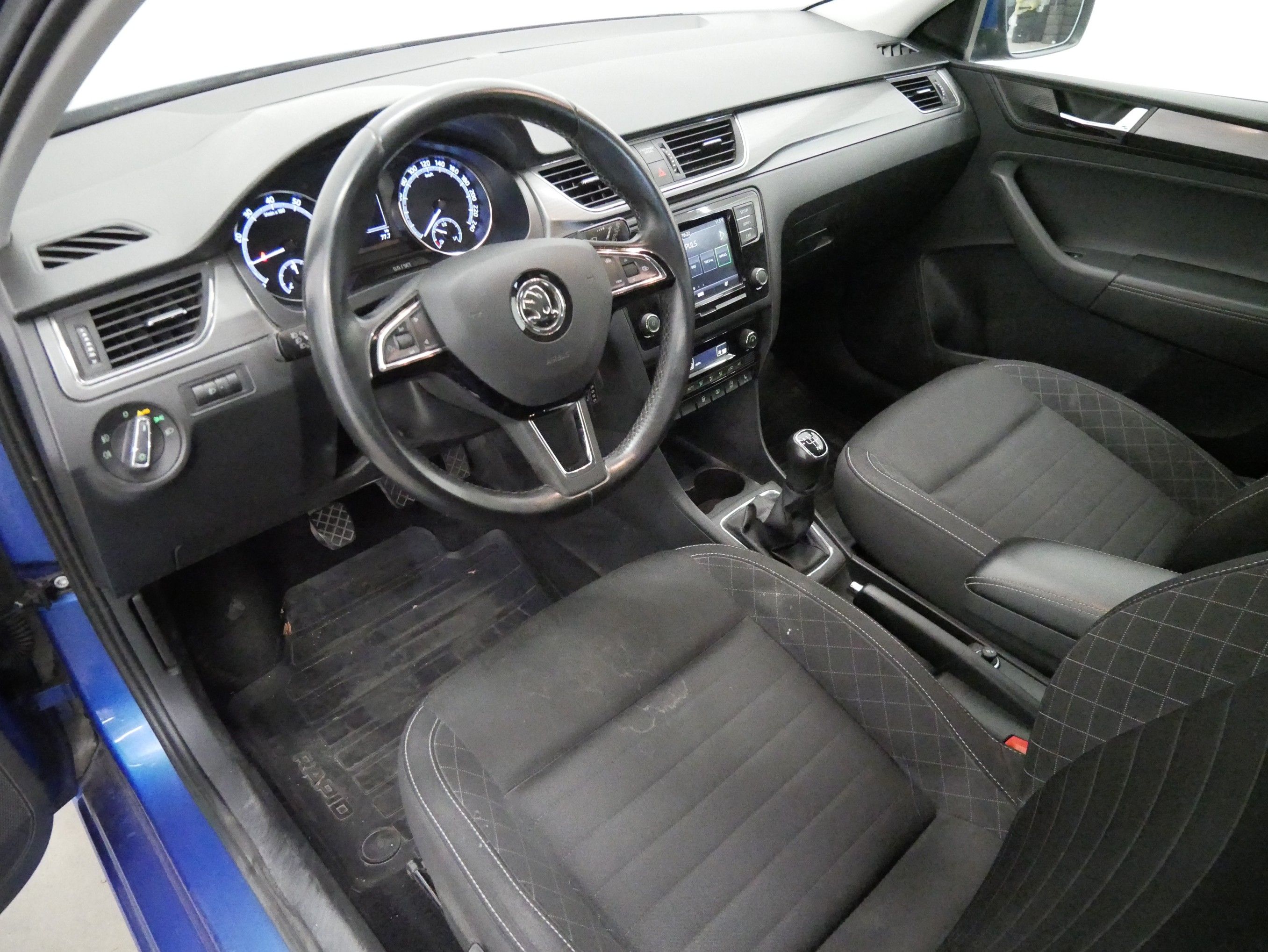 Škoda Rapid, 1.0 TSi 70kW Style - fotka 5