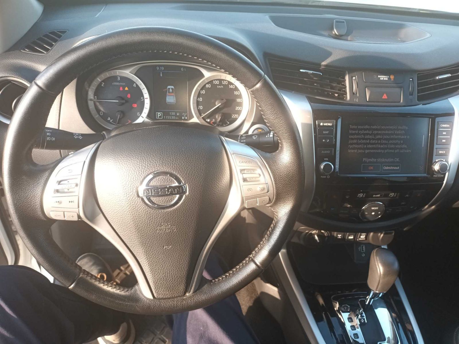 Nissan Navara, 2.3 dCi, 4X4, Automat - fotka 3