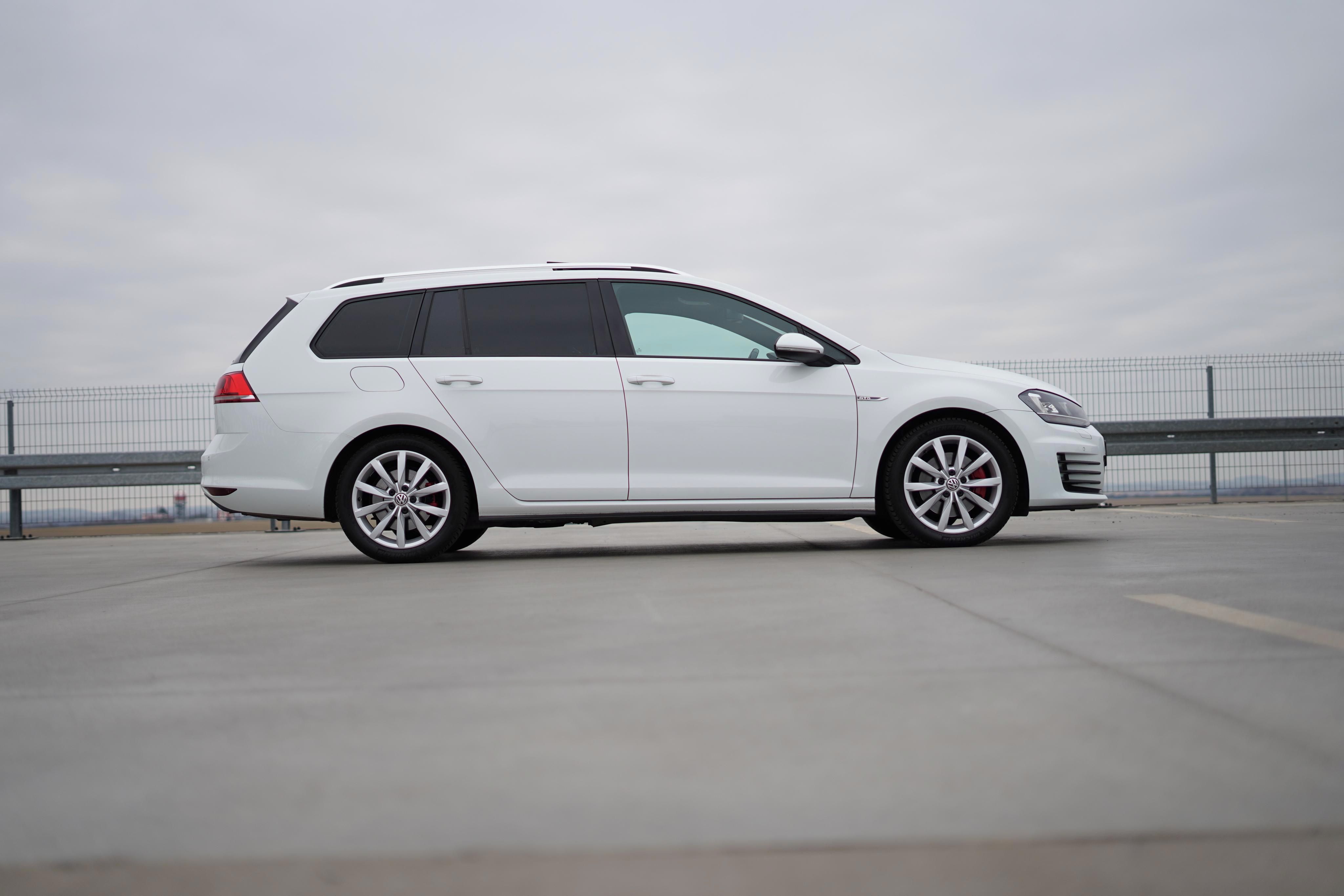 Volkswagen Golf, GTD, Webasto, tažné, pano, kam - fotka 3