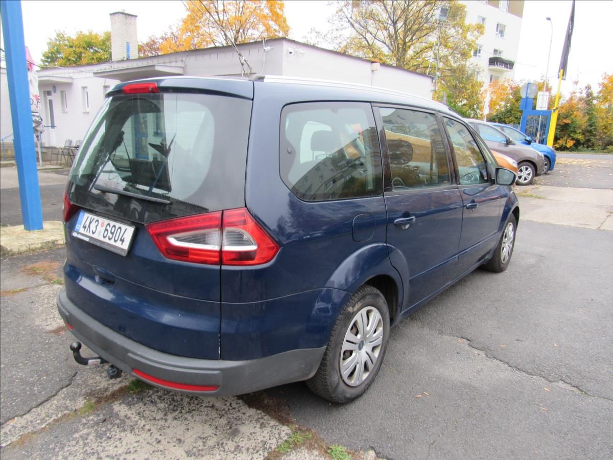 Ford Galaxy, 2,0 i Comfort 107KW 7 Míst - fotka 6