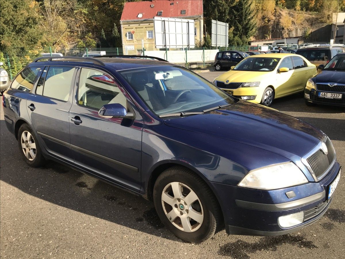 Škoda Octavia, 2,0 TDi 103kW Combi - fotka 3
