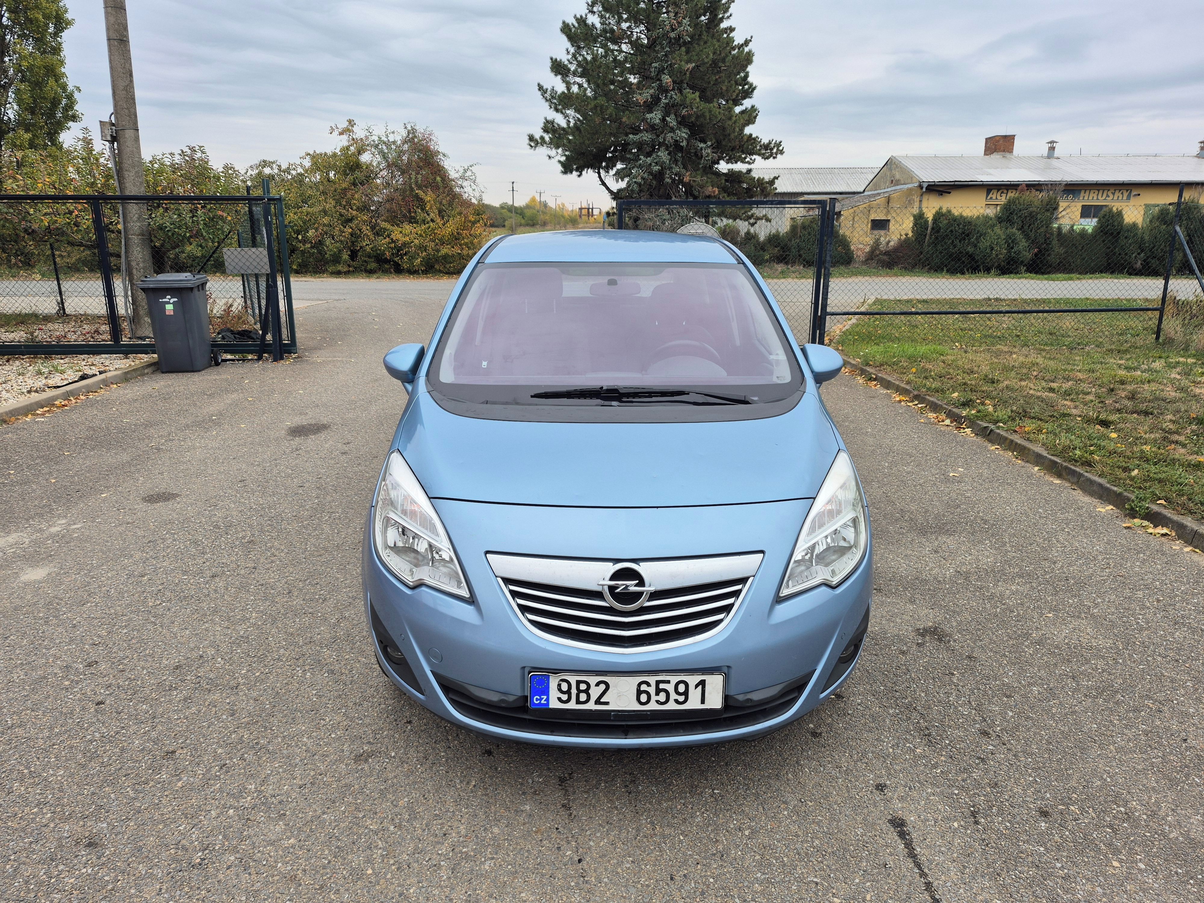 Opel Meriva, 1,4T, 88kW, ČR, klima - fotka 2