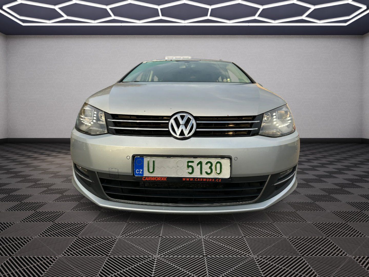 Volkswagen Sharan, 2.0Tdi 125kw DSG Highline - fotka 2