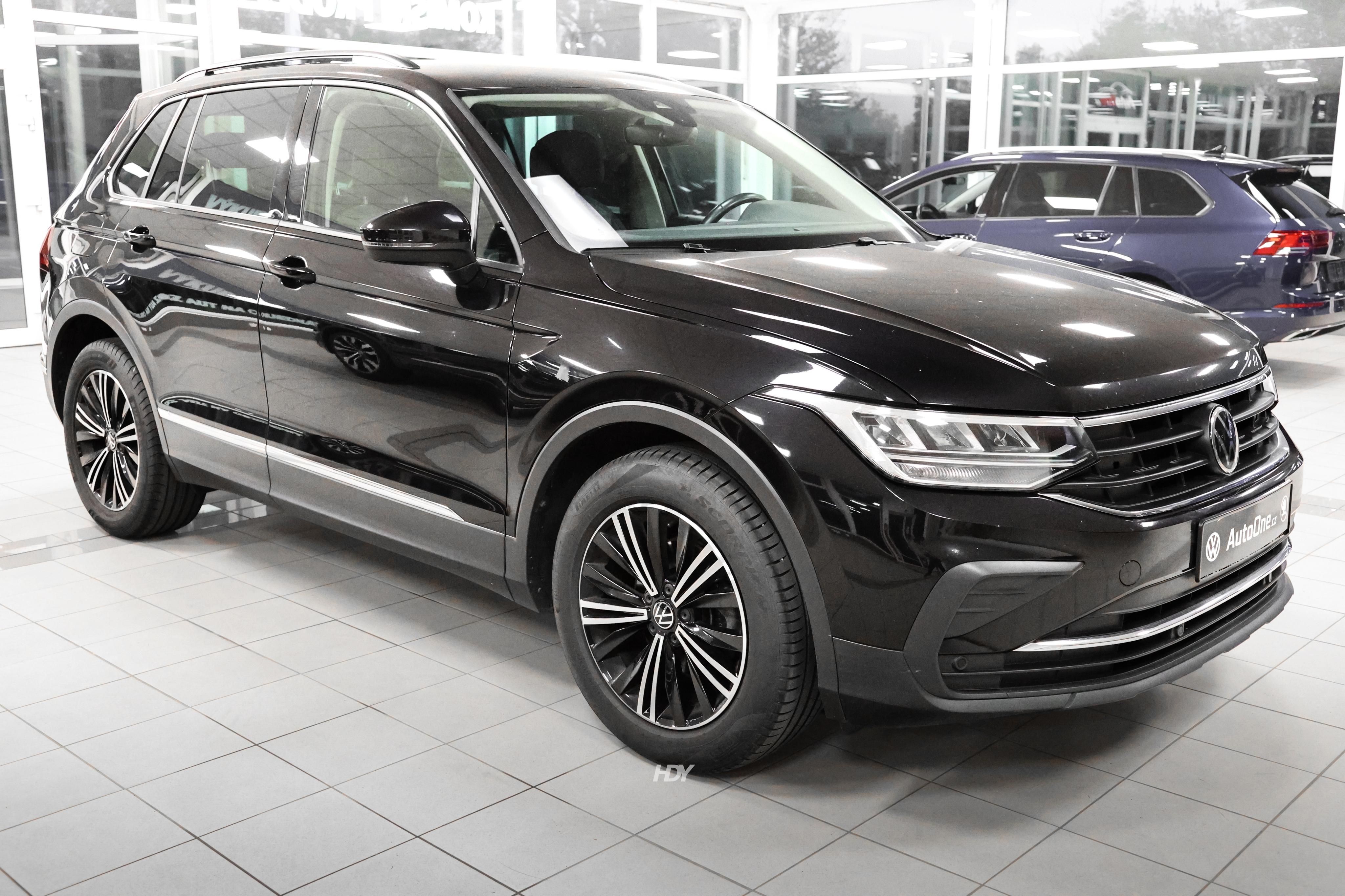 Volkswagen Tiguan, 2.0TDI LED Tažné Navi - fotka 3