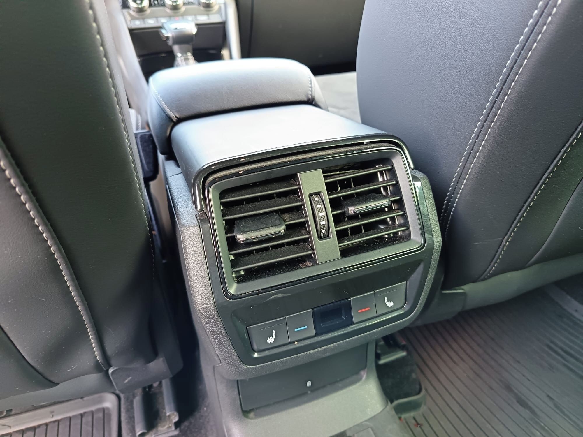 Škoda Kodiaq, 2.0 TDI 147 KW 4x4 Sport Line - fotka 6