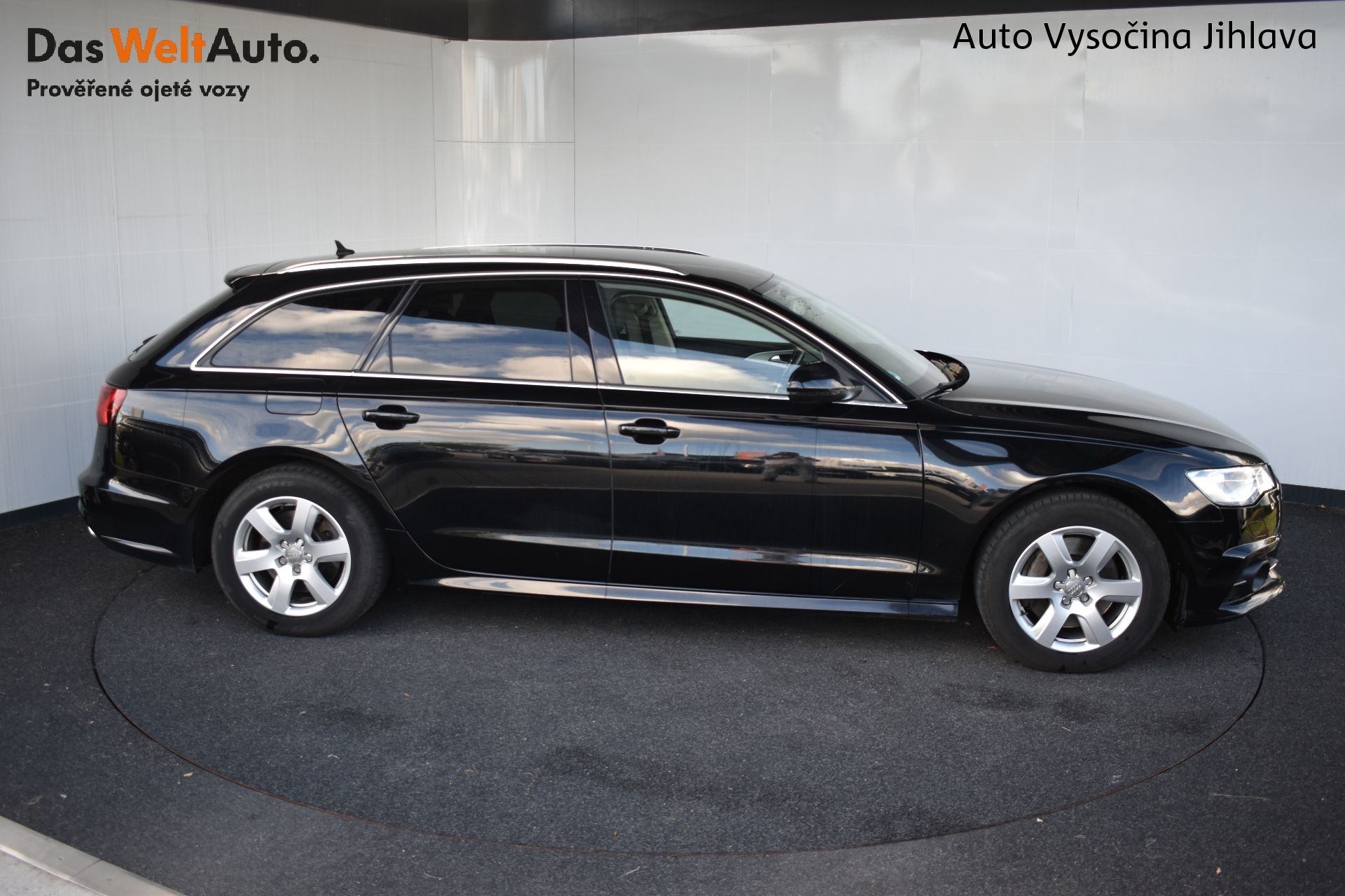 Audi A6 Avant, 3.0TDI 160kW Quattro - fotka 6
