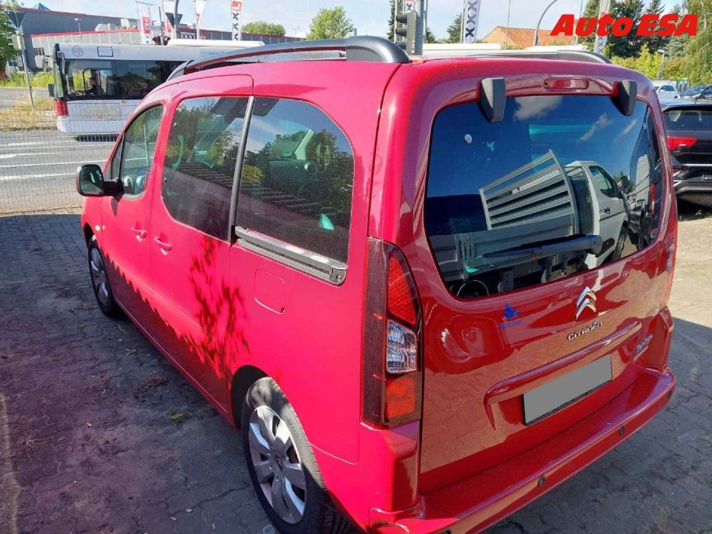 Citroën Berlingo, 1.2T,Shine,navi,kamera - fotka 4