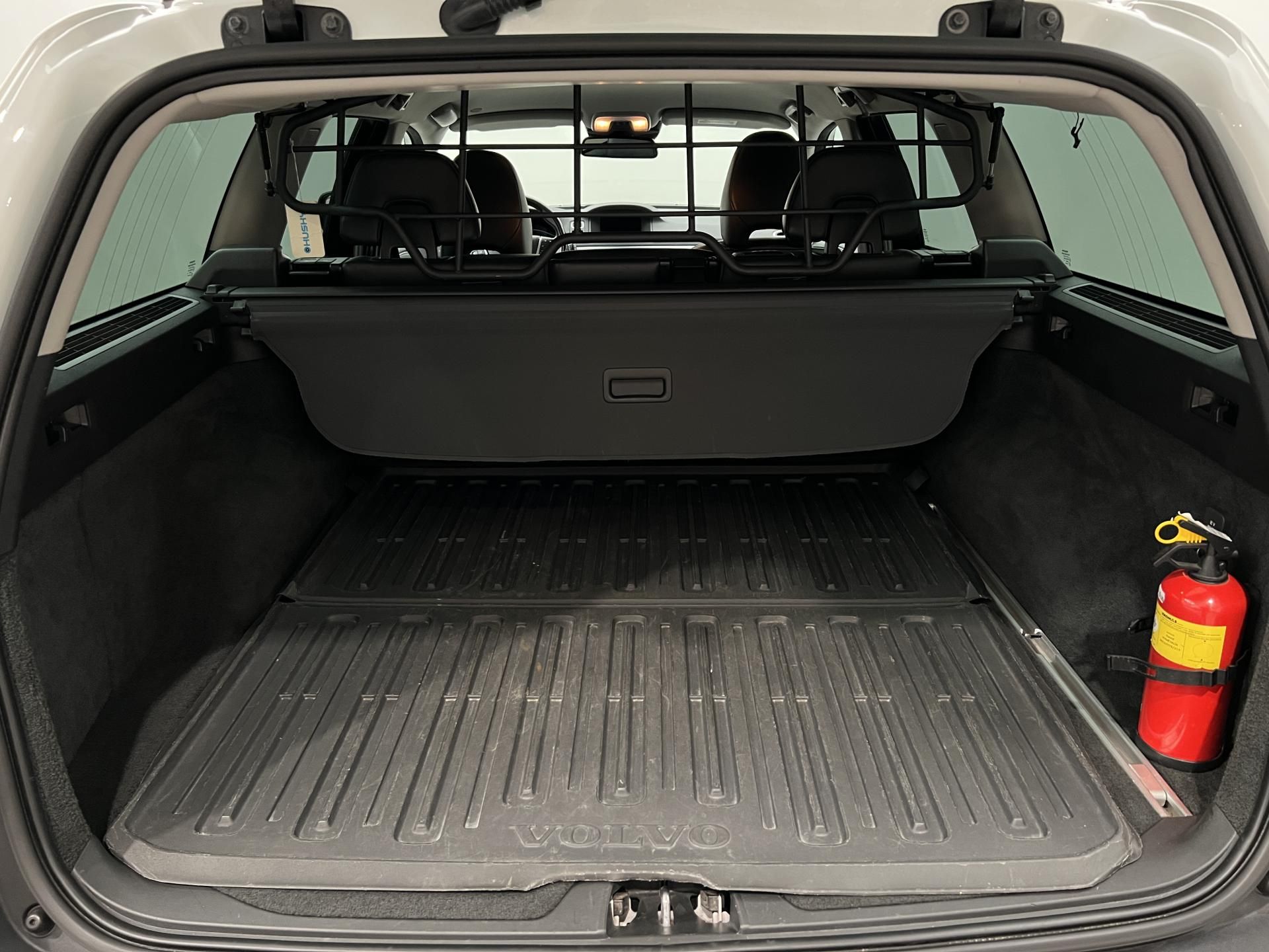 Volvo XC70, D4 SUMMUM AUT - fotka 5