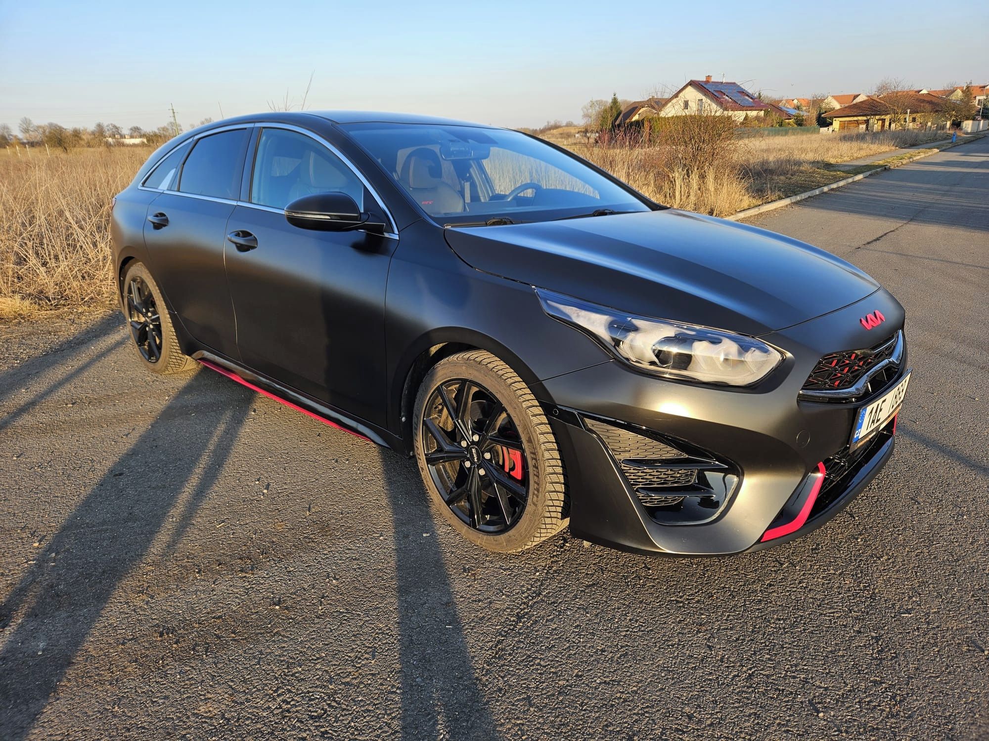 Kia ProCeed, 1.6 ProCeed/150kW GT/matná - fotka 2