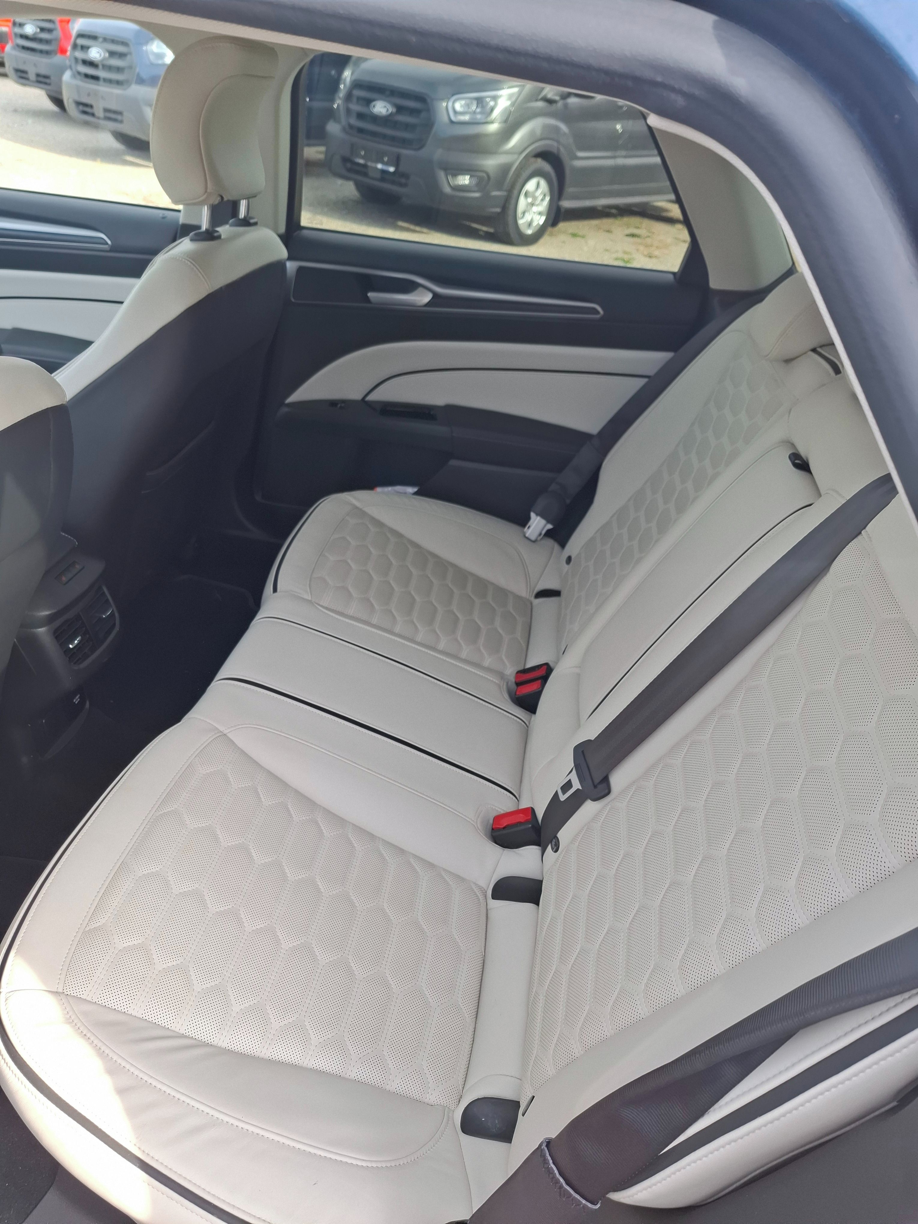 Ford Mondeo, Prodam Ford Monde Vignale 2,0 - fotka 6
