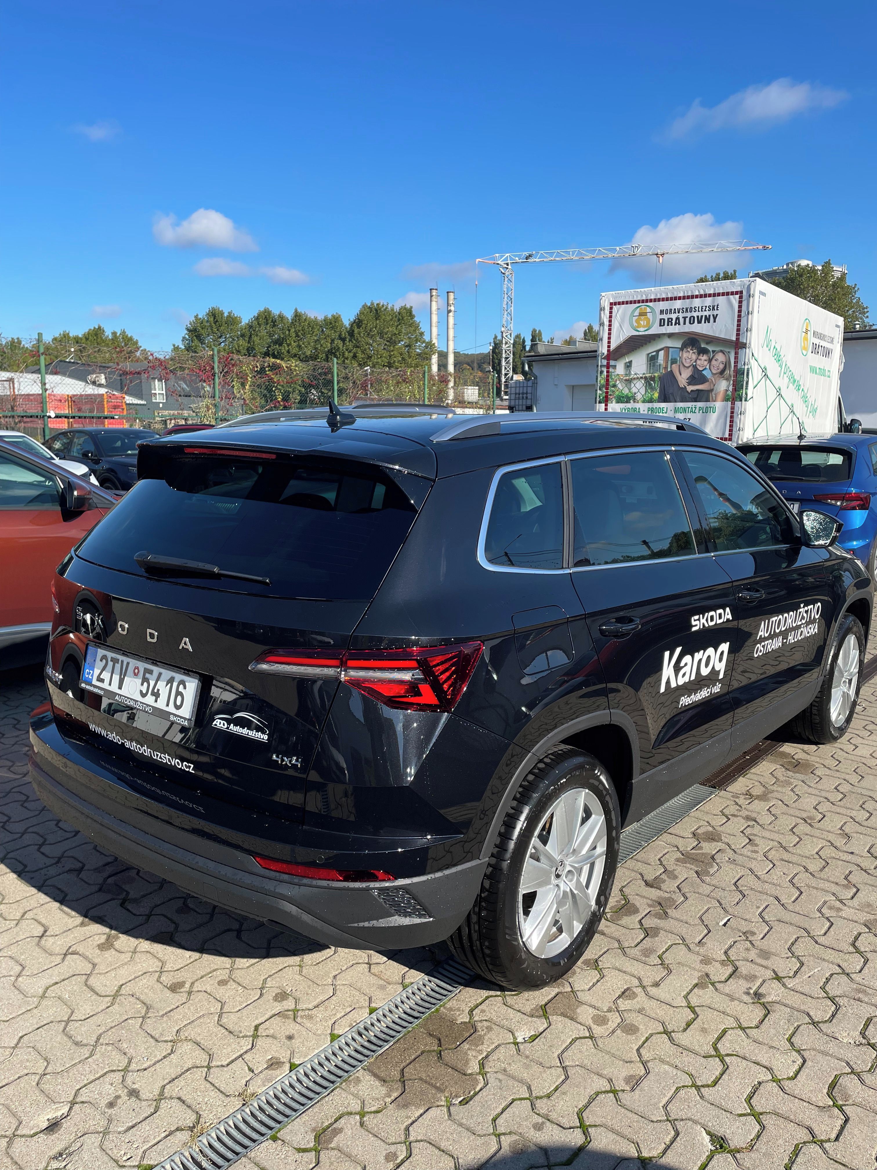 Škoda Karoq, 2.0 TDI 110kW, Top Selection - fotka 3