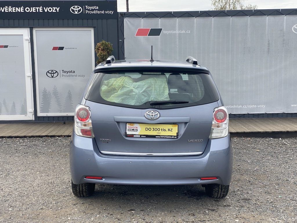 Toyota Verso, 2.0D, ČR, Sol, 2x kola - fotka 6