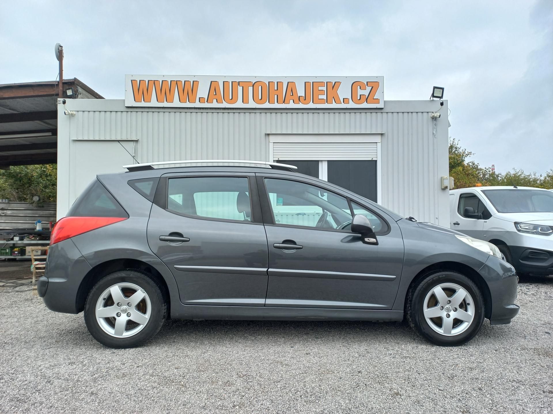 Peugeot 207, SW 1.4i 70kW Panorama