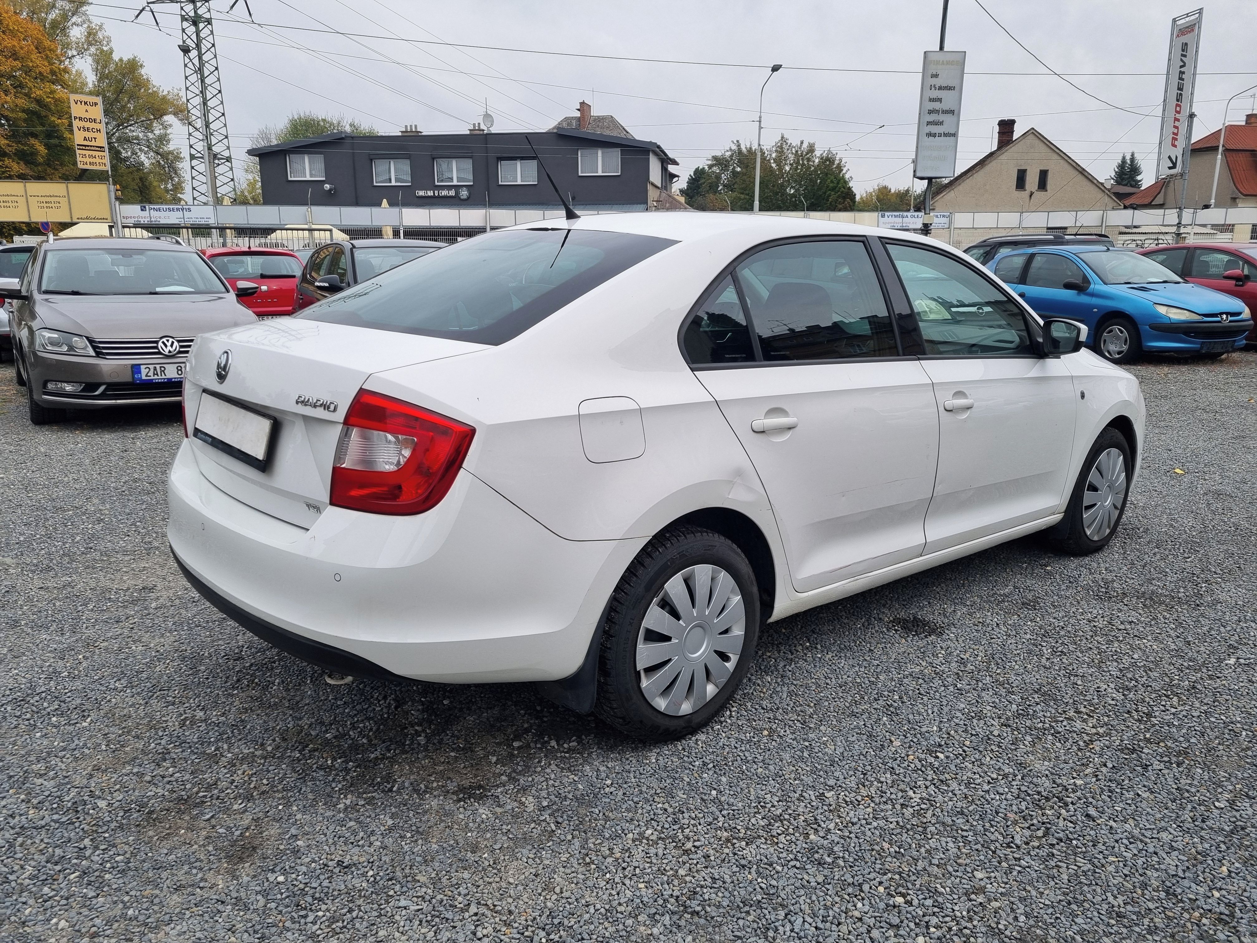 Škoda Rapid, 1.2 TSi Klimatizace - fotka 4
