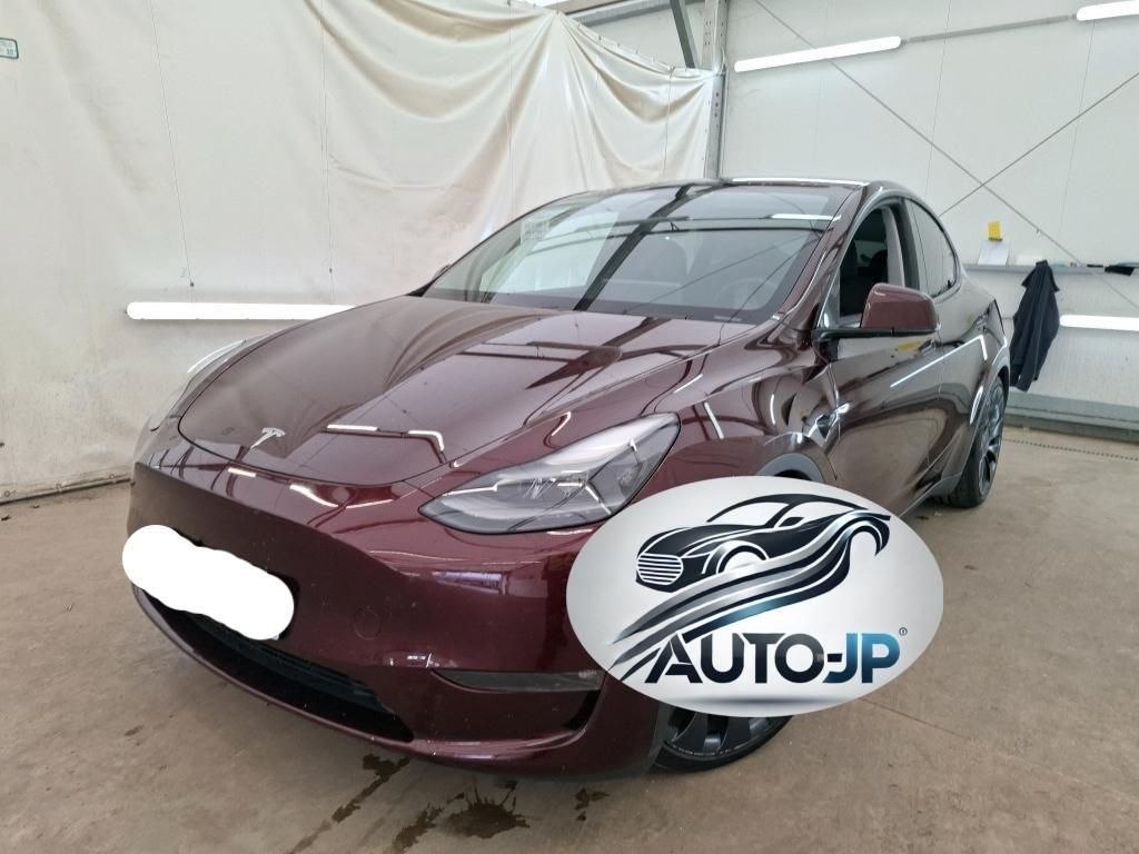 Tesla Model Y, PERFORMANCE       PŘIPRAVUJEME