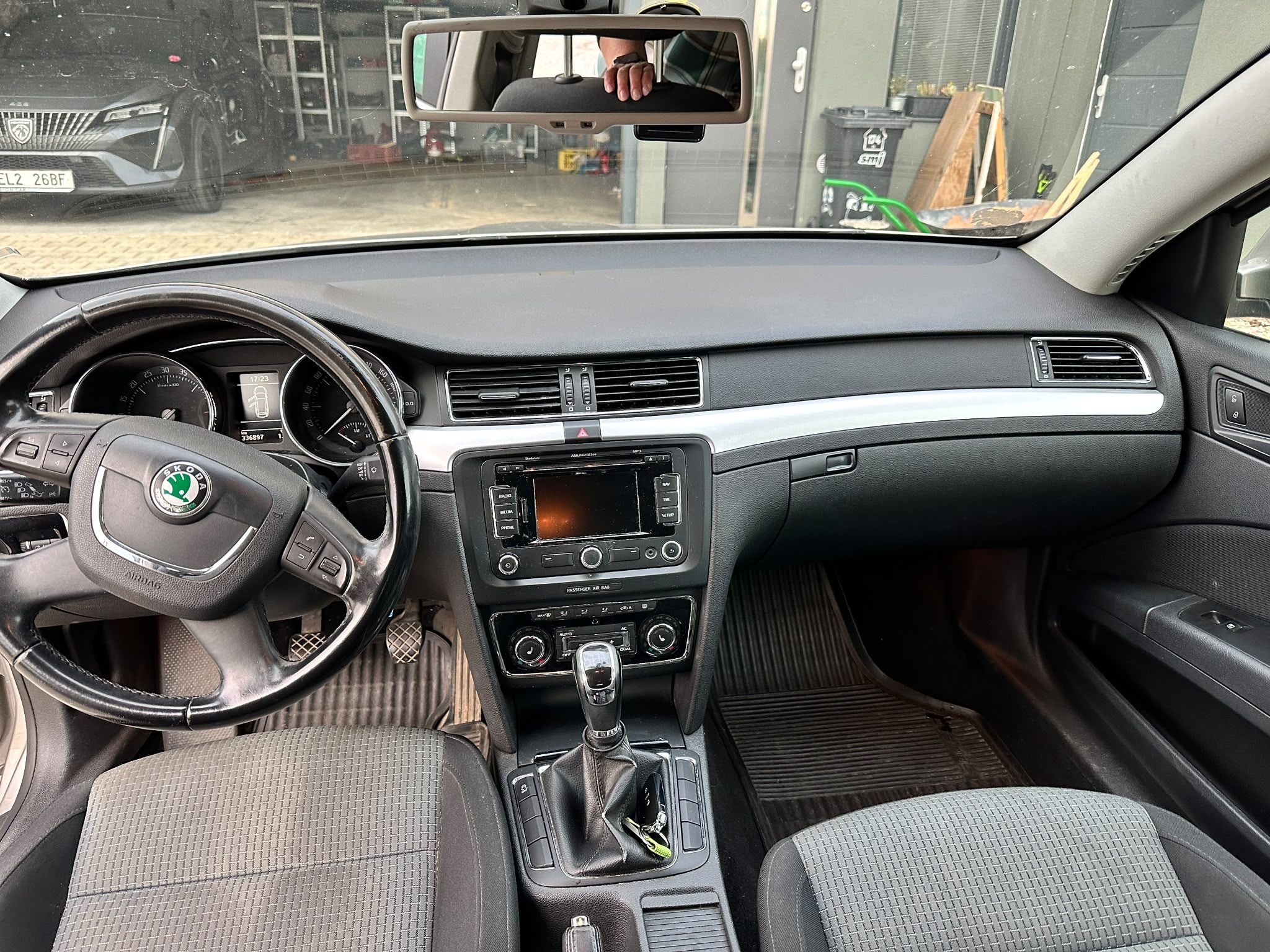 Škoda Superb, 2,0 TDI - fotka 2