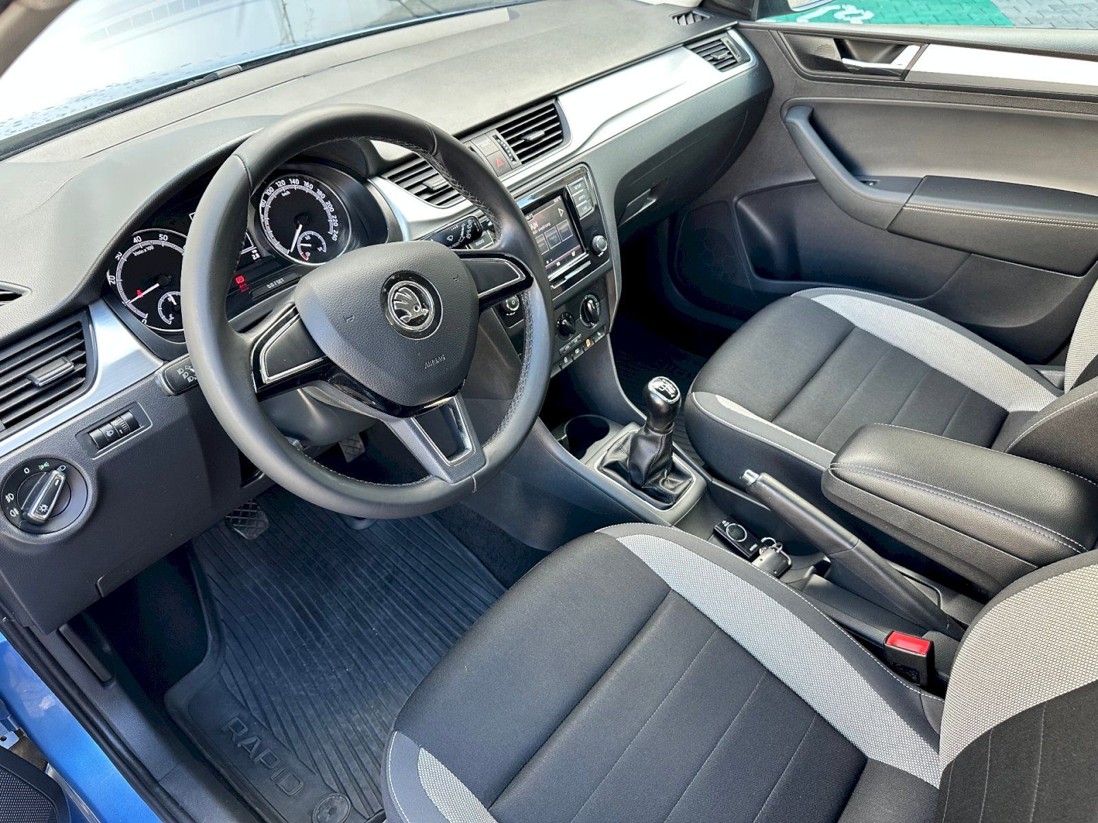 Škoda Rapid, 1.0 TSI 81kW AmbitionPlus Spac - fotka 6