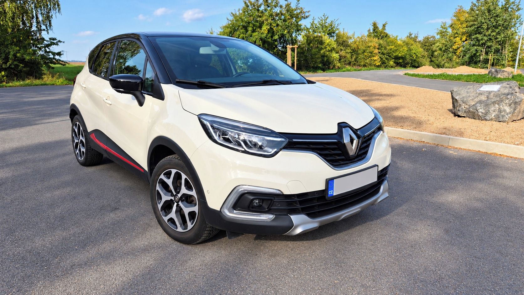 Renault Captur, výjimečná výbava, 57 000 km