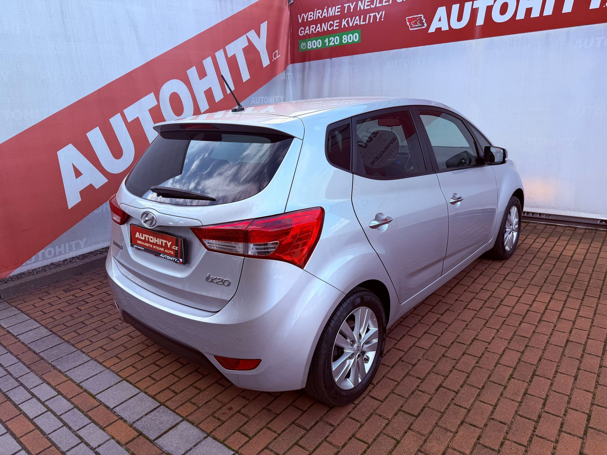 Hyundai ix20, 1.6 Trend - fotka 6